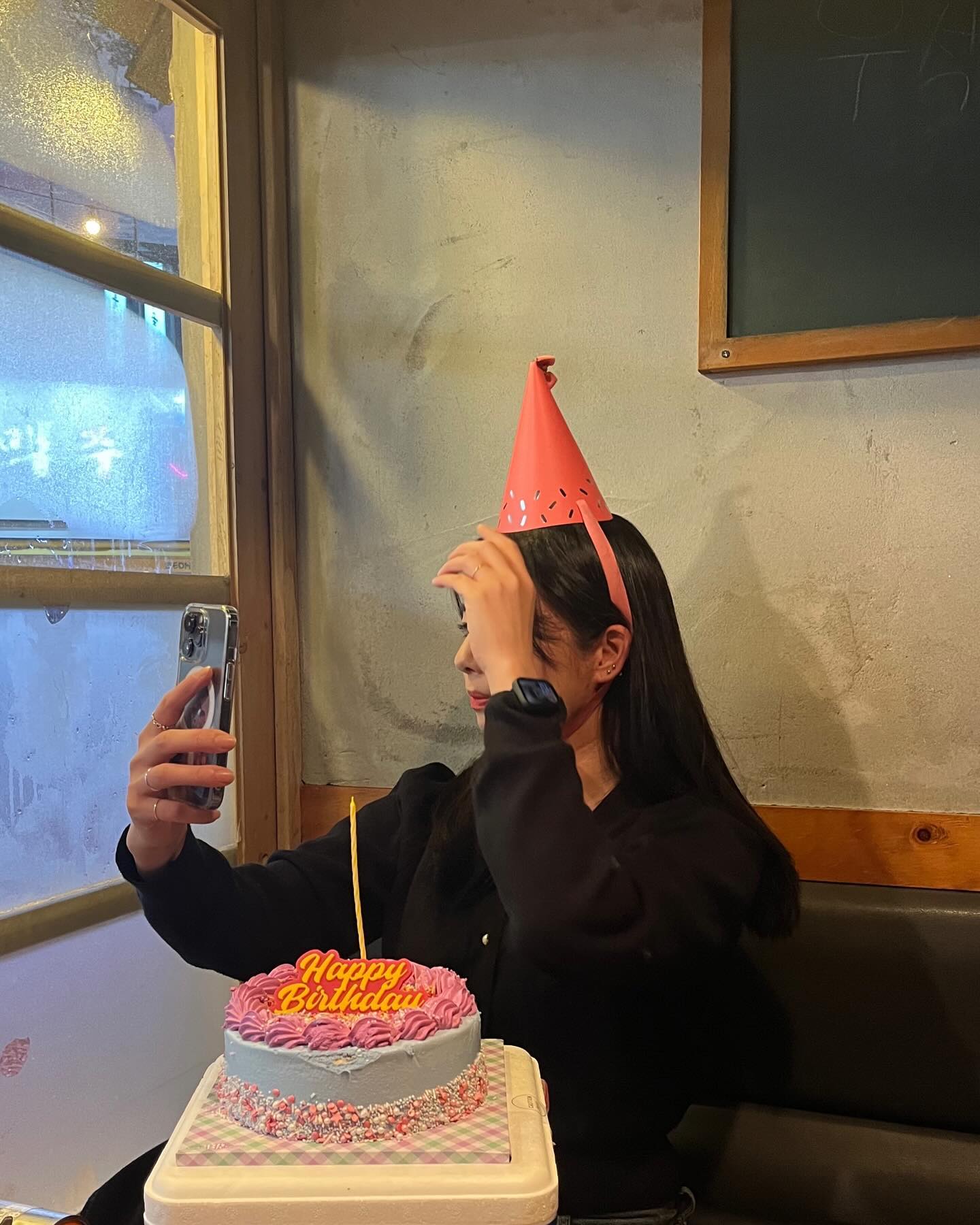 #HBD
소중한 사람들이 열어준 나의 햅삐벌뜨뎃❣️
자, 이제 다녀올게요 제주도✈️