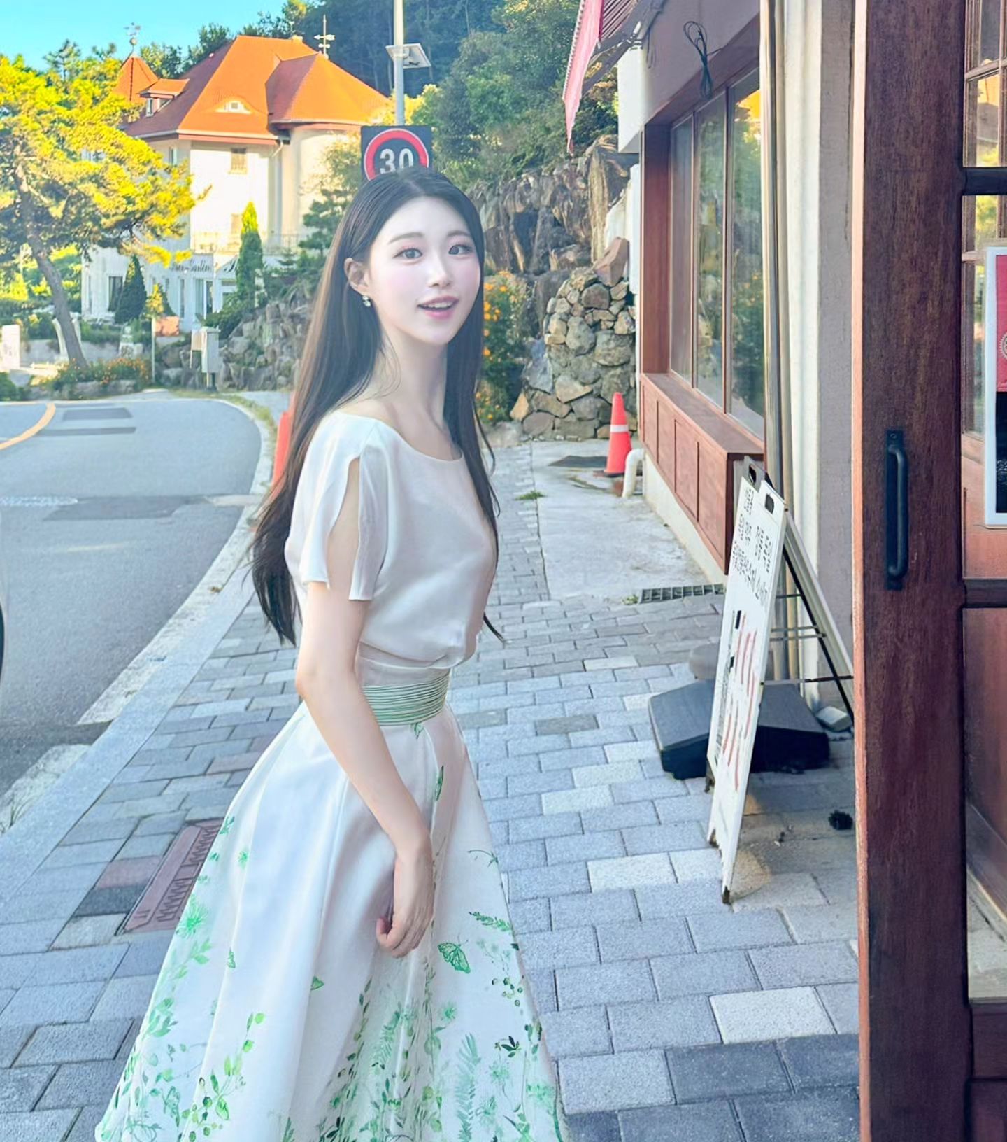 해피추석! 그리고 최최근의 나

+ 볼때마다 경이로운 엄마 머리 숱 ㅎㅅㅎ