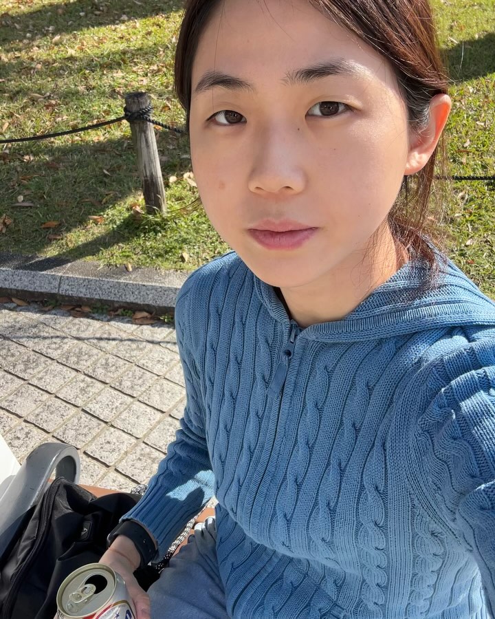 3만원이 제법 넘는 한끼를 먹을 자격이 될까 하면서도
한입 와구 물면 행복해지는 삶

#ひつまぶし + 포장하면 1,050엔 저렴스