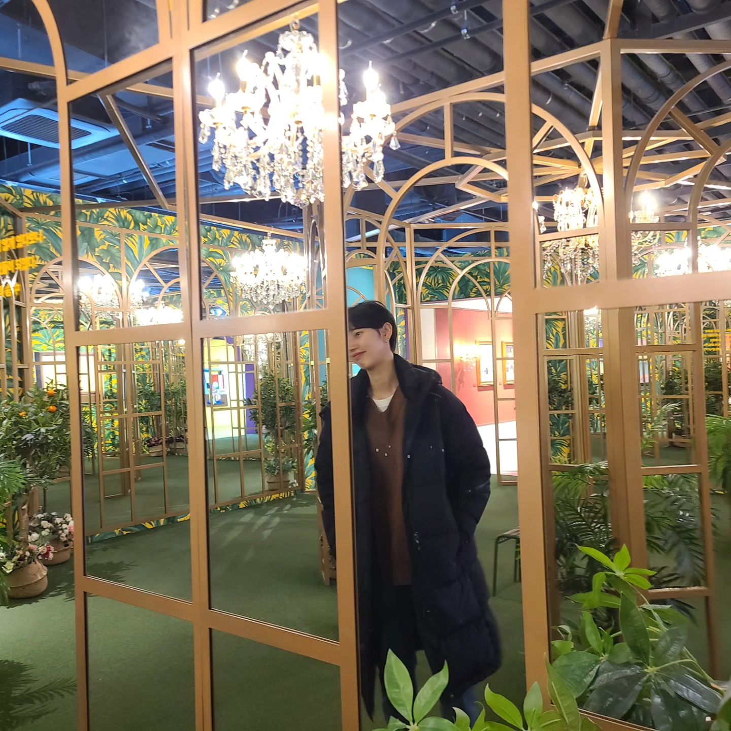 #여수여행 #아쿠아플라넷 #뮤지엄오브컬러 🎶

다양한 볼거리가 있는 아쿠아플라넷여수🐳

뮤지엄오브컬러 전시회 관람까지 한번에❤️

여수여행 왔다면 데이트코스로 강추드려요👍

#아쿠아플라넷여수 #뮤지엄오브컬러여수 #뮤지엄오브컬러전시회 #여수아쿠아플라넷 #전남여수 #전라도여수 #여수가볼만한곳추천 #여수가볼만한곳 #여수데이트코스 #여수데이트 #여수데이트추천 #여수데이트장소 #여수여행코스 #여수여행코스추천 #여수여행지 #여수여행지추천 #전라남도여수 #전남여수여행 #여수여행추천 #데이트장소강추 #여행블로거 #여행블로그 #여수핫플레이스
#여수핫플 #여수여행중 #전남여행지추천 #전남여행추천