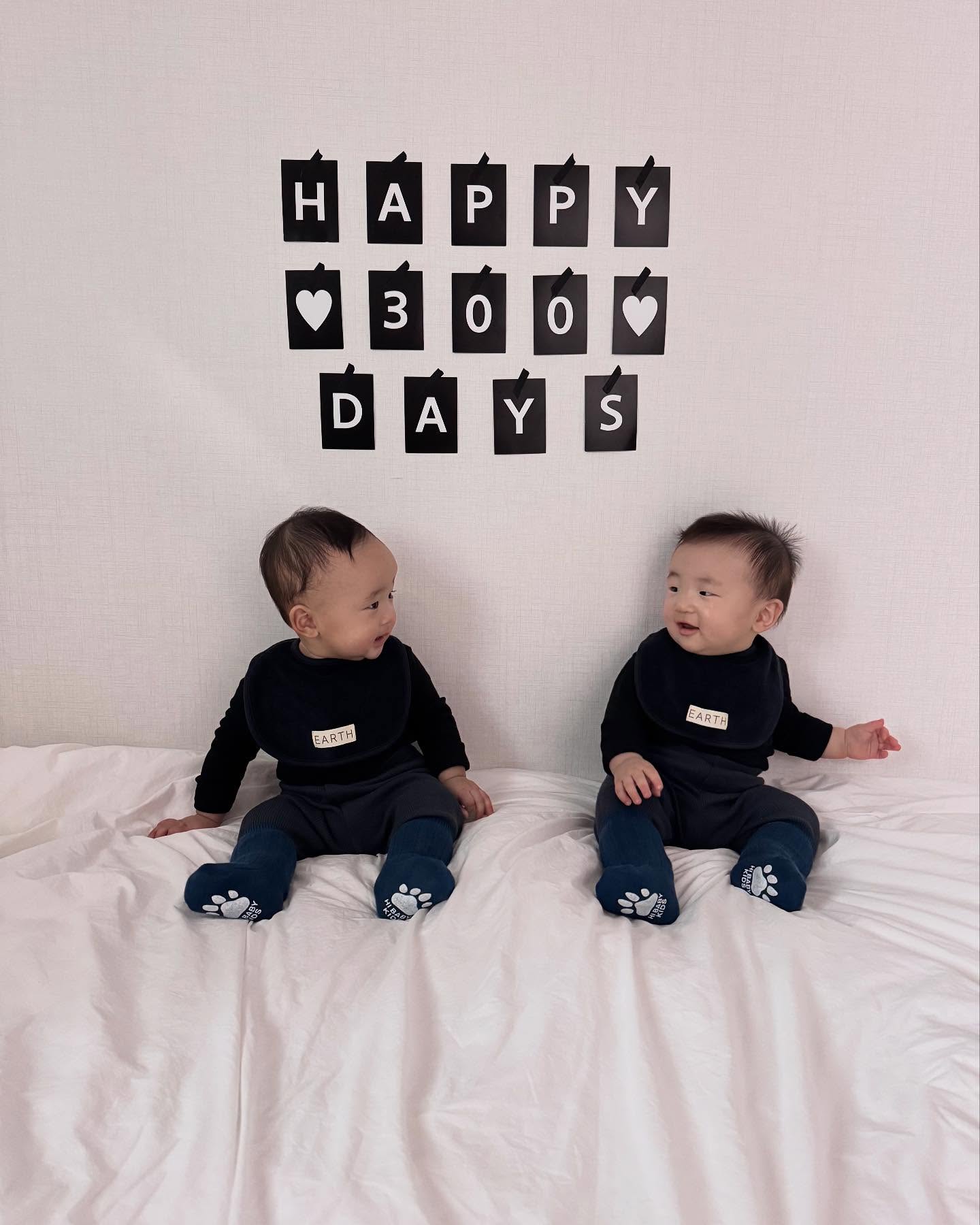 무럭무럭자란 쌍둥이 300일⋆.ೃ࿔*:･