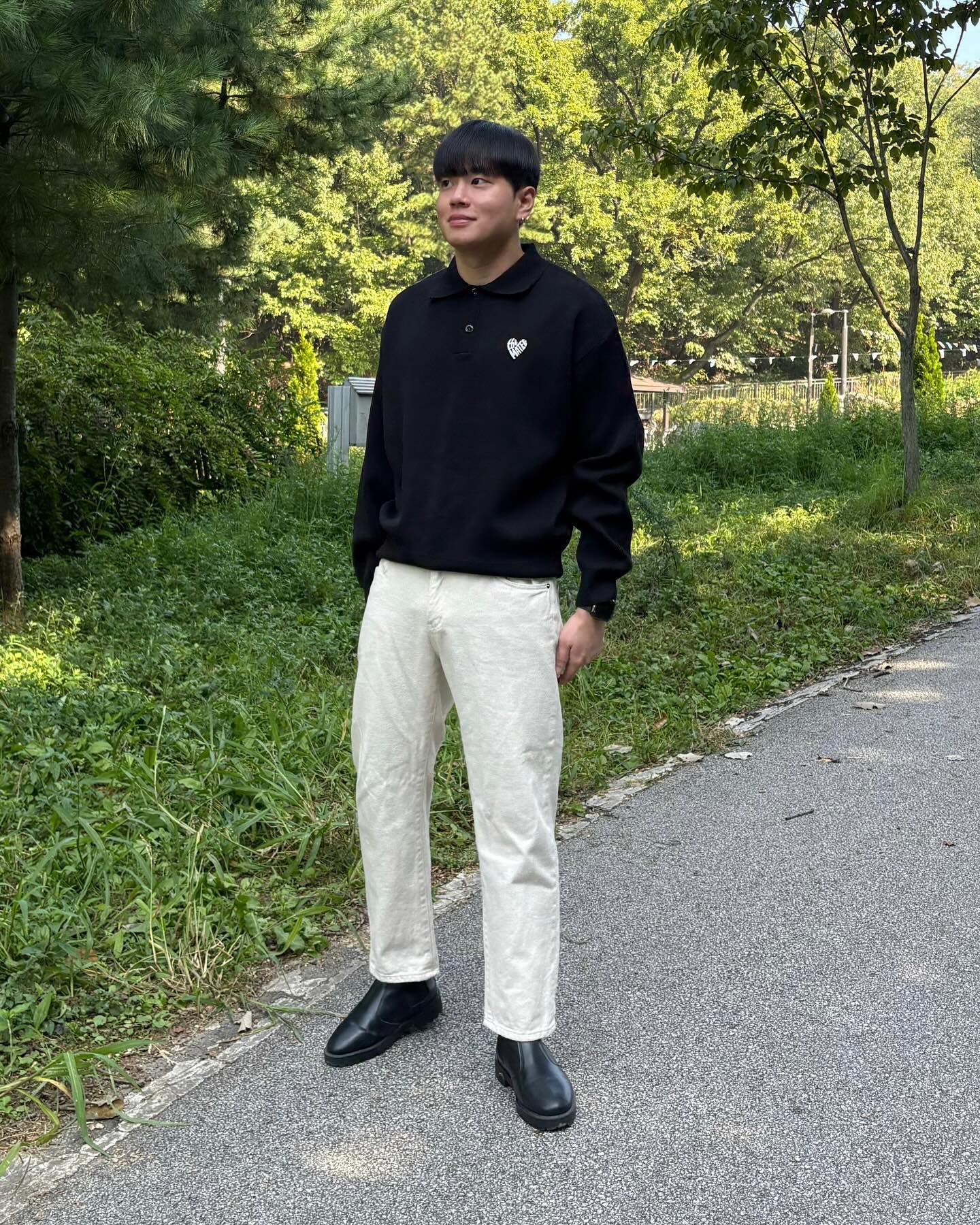 #협찬 thematee_official 여러분 수요팅팅팅🥹✨👍👍
.
.
.
.
.
.
.
.
thematee_official 에서 “마티 하트 와펜 롱슬리브 카라티 블랙 free” 착용하였습니다🥹✨💪🏻💪🏻

✨최애브랜드 더마티 하트포인트가 제대로인 카라티인데요 진짜 귀여우면서 깔끔한무드 제대로잖아요🥹✨👍👍
.
.
.
.
.
.
.
.
thematee_official #더마티 #thematee