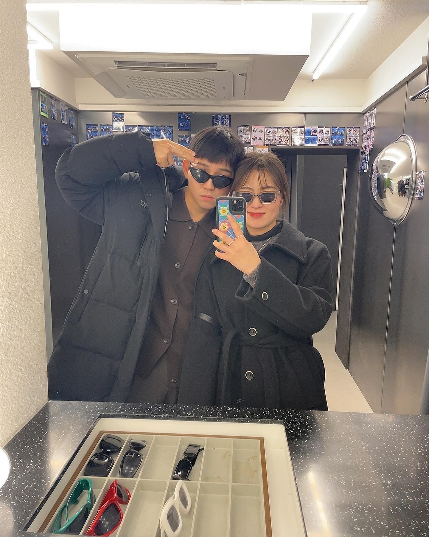 크리스마스 오기전까지 계속 트리랑 사진찍오야징🎄😝