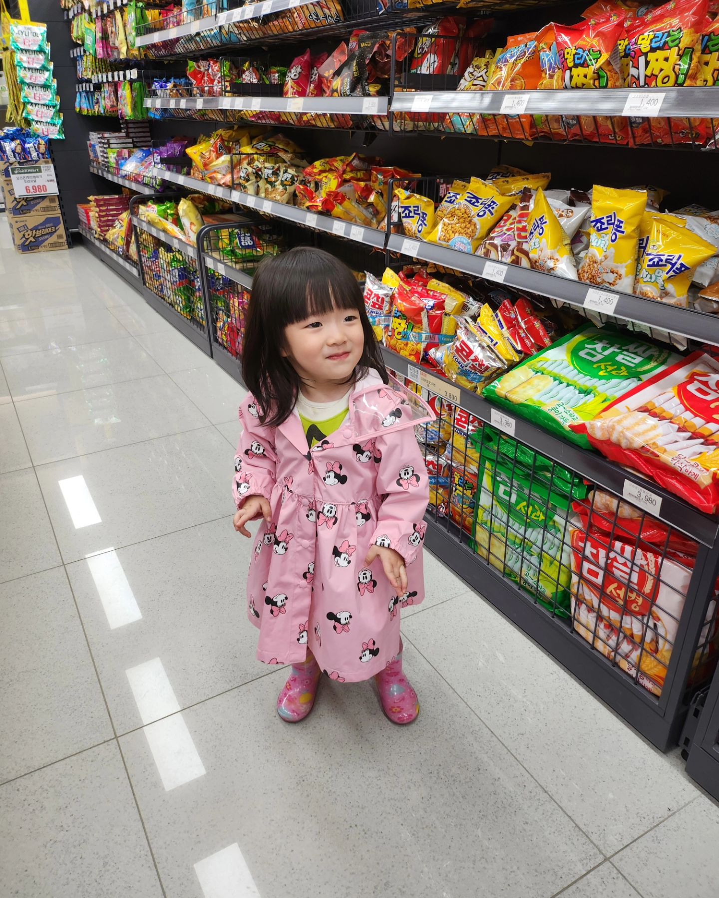 _​​🇬​​​🇬​​🇴​​​​🇲​​🇮​☻
⠀
🔖  May ᰔ

진짜 어린이날🥰
전날은 갯골생태공원에서 어린이날행사 참여하고 
어린이날 당일에는 siheungecocenter #시흥에코센터
방문해떠요 ~~♡ 비가 많이왔지만 볼거리 놀거리 체험거리가
많아 꼬미도 되게 좋아했던 날✌️💚

#밀린피드
#열심히놀자
#꼬미일상
#기록해주는엄마
⠀ 

⠀