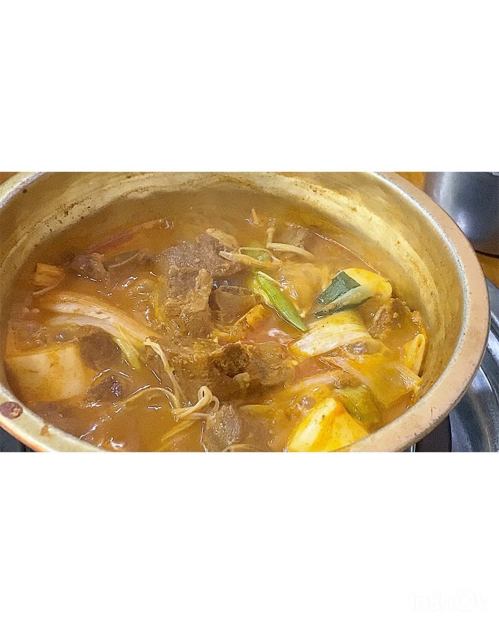 점심 먹으러 어디갈까 고민하다가
#신매운양푼갈비찜부평본점 갔는데🥺
오 간만에 먹으니 맛있다 ㅎㅎㅎㅎㅎ
도시락 주문은 필수

 #부평테마의거리맛집 #매운갈비찜맛집 #매갈 #foodie #음식그램 #오늘소주안주 #국물끝내줌 #크흐 #소주가달다 #왜왜왜