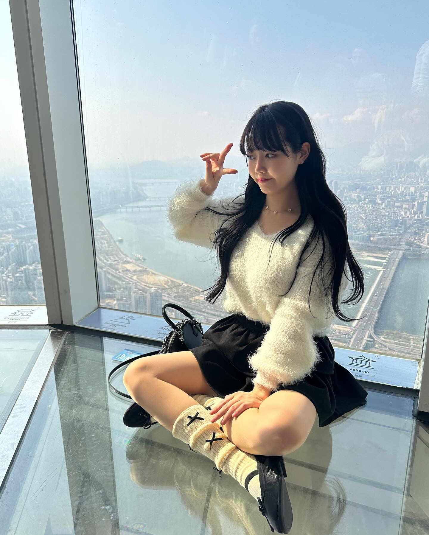잠실 재밌네?ㅋ🌸
#잠실 #롯데월드타워 #석촌호수