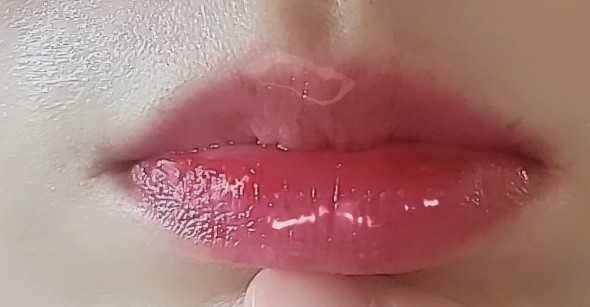 마루빌츠 내추럴 글로우 립오일 촉촉하고 탱글한 입술만들어보세요!!
