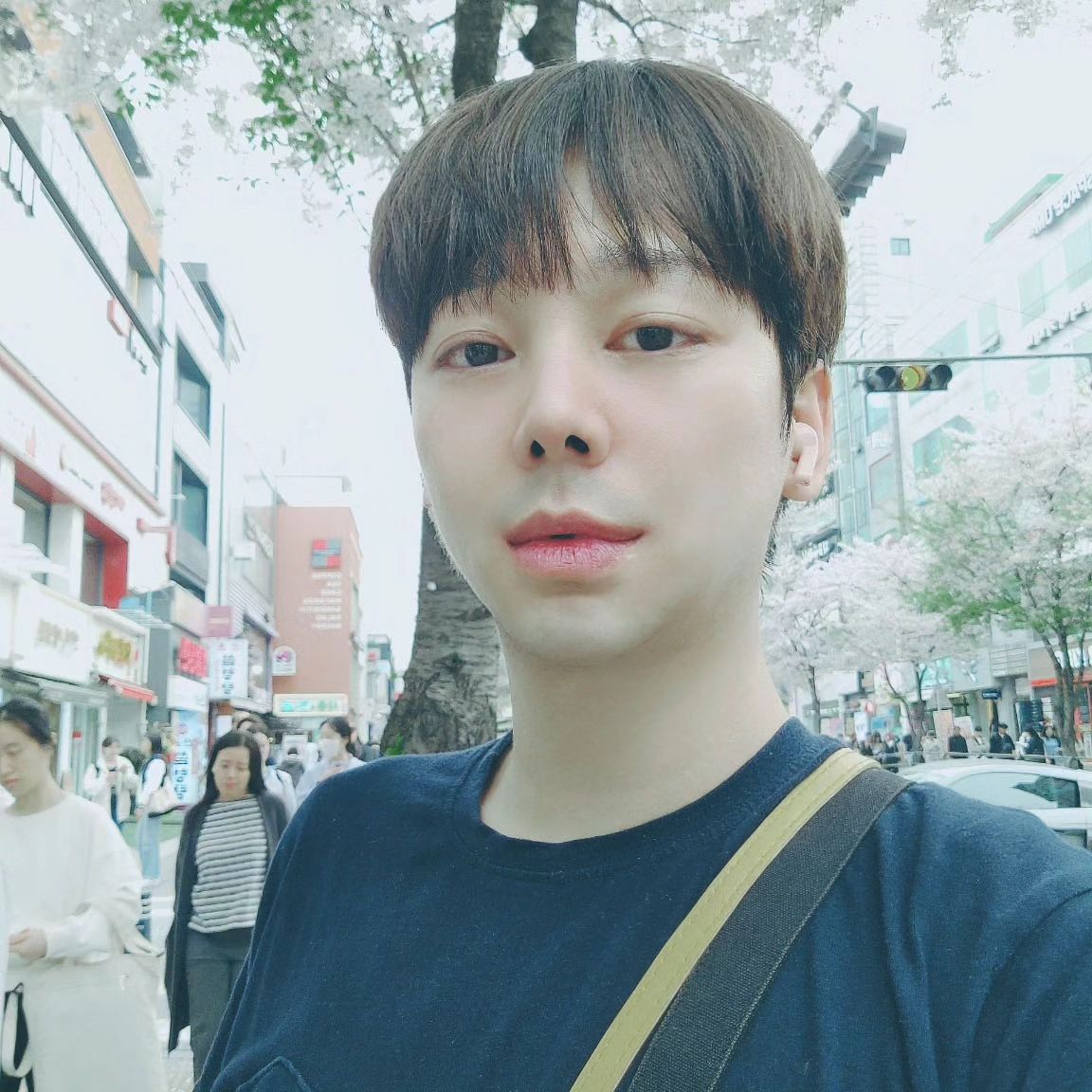 에잉;;;요요 왔어...ㅠ

돼지다 돼지;;

다시는 밥을 물처럼 마시지 않겠어요!!!😯😮😱
.
.
.
.
.
.
.
.
.
.
.
.
.
.
.
.
.
.
.
.
.
.
#육식토끼🐰 #꿈과환상을팝니다