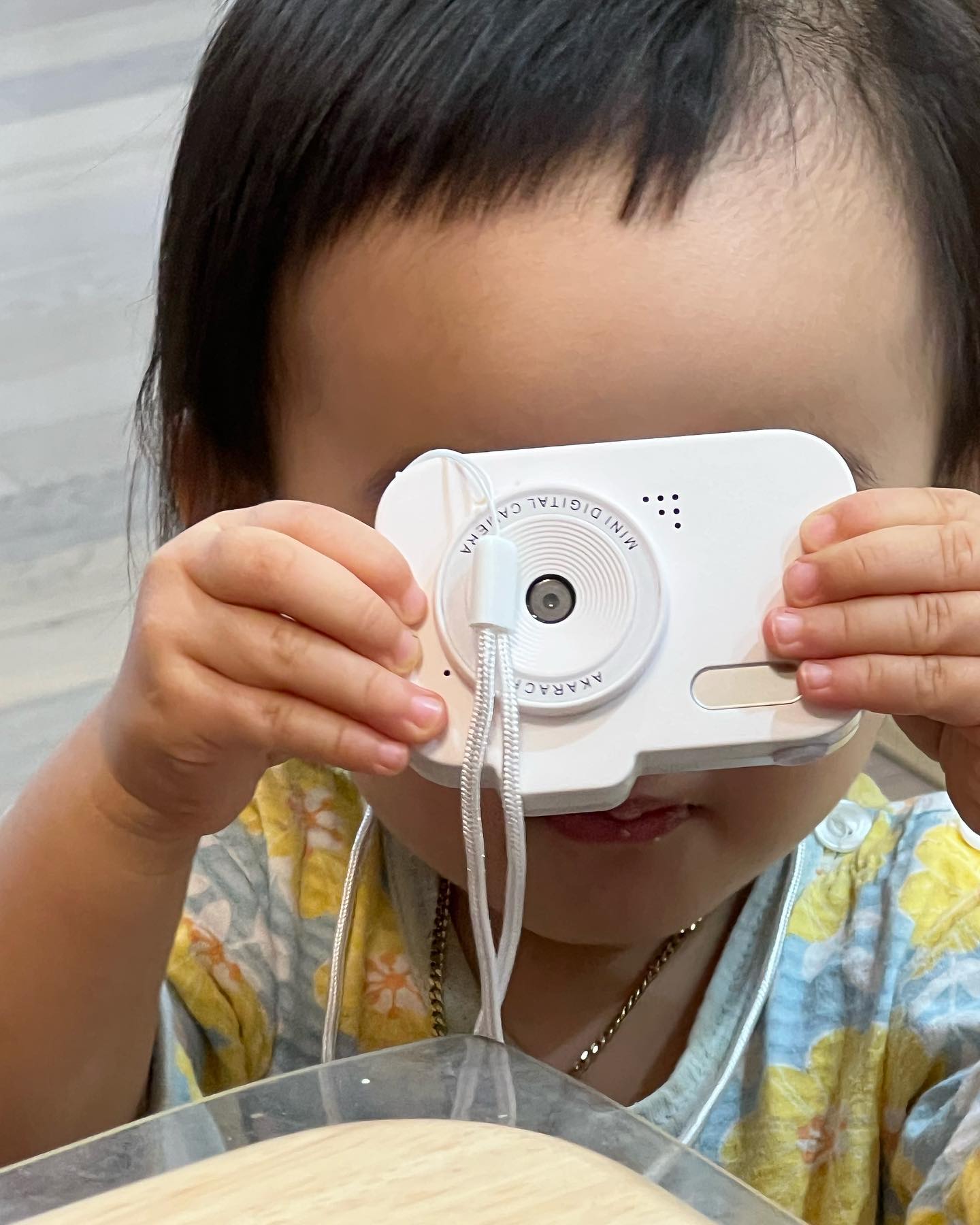 👶🏻
진짜 너무 귀여웤ㅋㅋㅋㅋㅋㅋㅋㅋ
크리스마스 선물로 사준 카메라 열심히 찍는 루루장
거의 거꾸로 들고있음 ㅋㅋㅋㅋㅋㅋㅋㅋㅋㅋㅋㅋ
📷
#첫크리스마스선물