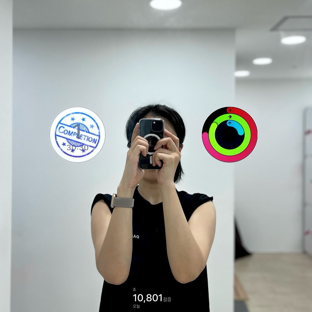 #오운완 #오런완

3일 연속 운동완료!
등 운동할 때 땡기기 전에 등을 수축시켜놓고(?) 등을 잡아 놓고(?) 땡기니까 더 잘 땡겨지는 것 같다.
아직 무게 많이 하지 못하지만 언젠가 풀업을 해보고 싶다.