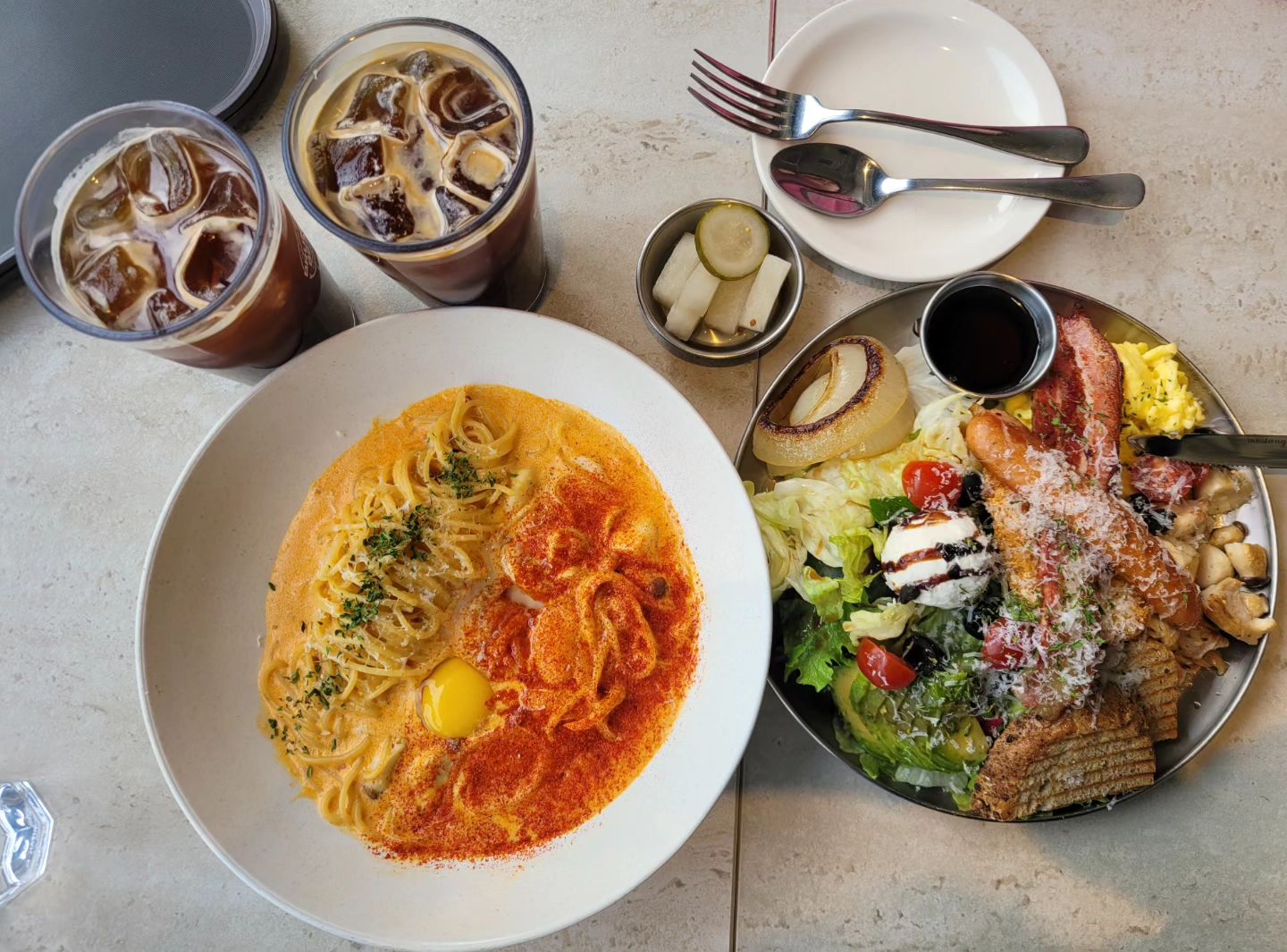 그녀와 오랜만에 브런치와 수다ㅎㅎㅎ

#브런치빈 #월성동맛집 #브런치좋아