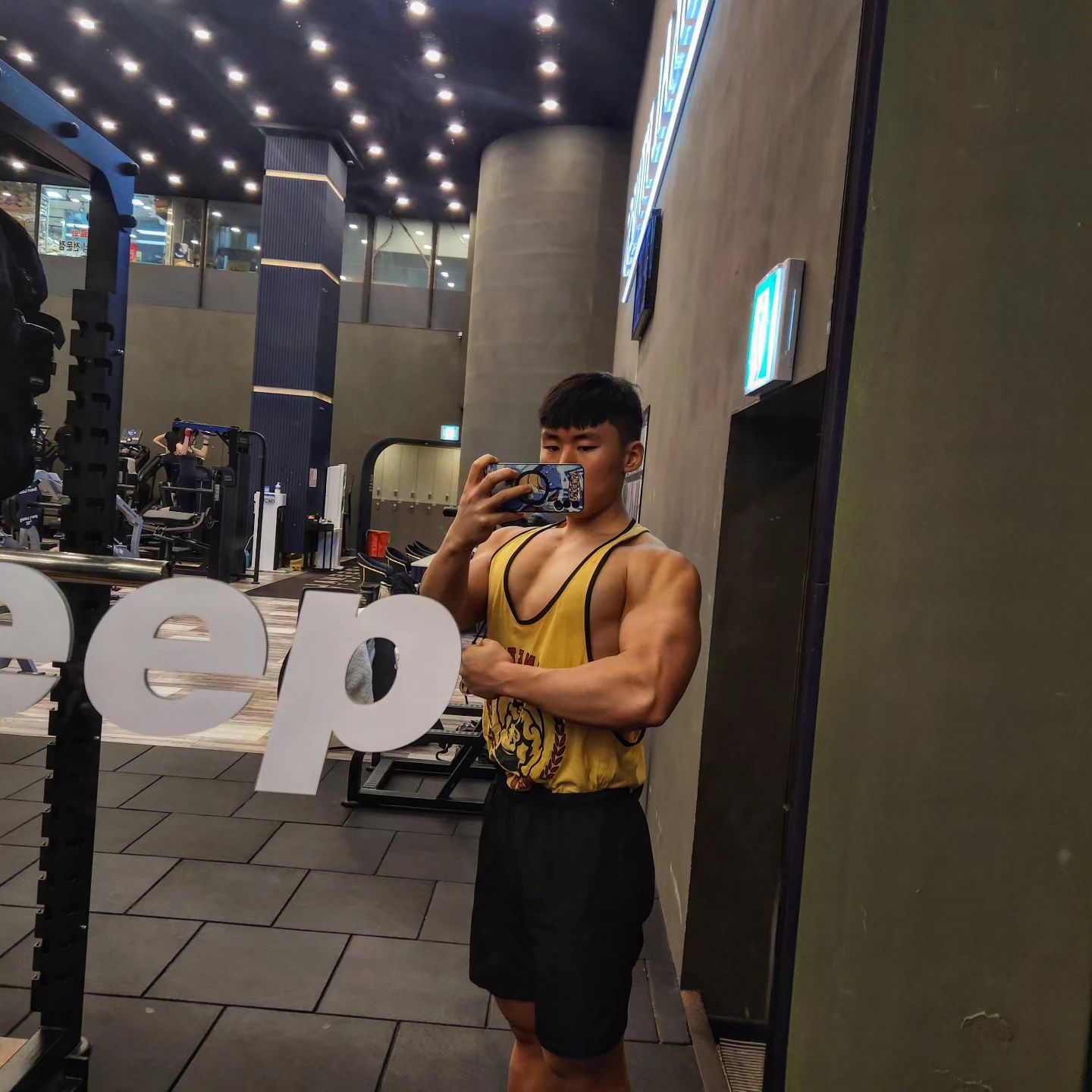 바르닭가슴살 파스타 먹고 운동완료🔥 
변비걸려서 배도 안고프고 속도 더부룩하고
대장 가위로 다르고싶네 진짜..😭

#바르닭 닭가슴살은 소스 자체가 맛있고
닭가슴살도 부드러워서 호불호없이 누구나
먹어도 만족할듯함다!!
barudak_official
#바핏크루 #바르닭서포터즈 #닭가슴살추천 #협찬 #다이어트파스타 #다이어트식단

탄수화물은 fiberpasta_kr 
성분좋고 맛도좋은 화이버파스타👍
#화이버파스타 #화이버파스타앰버서더 
#다이어트파스타 #식단기록