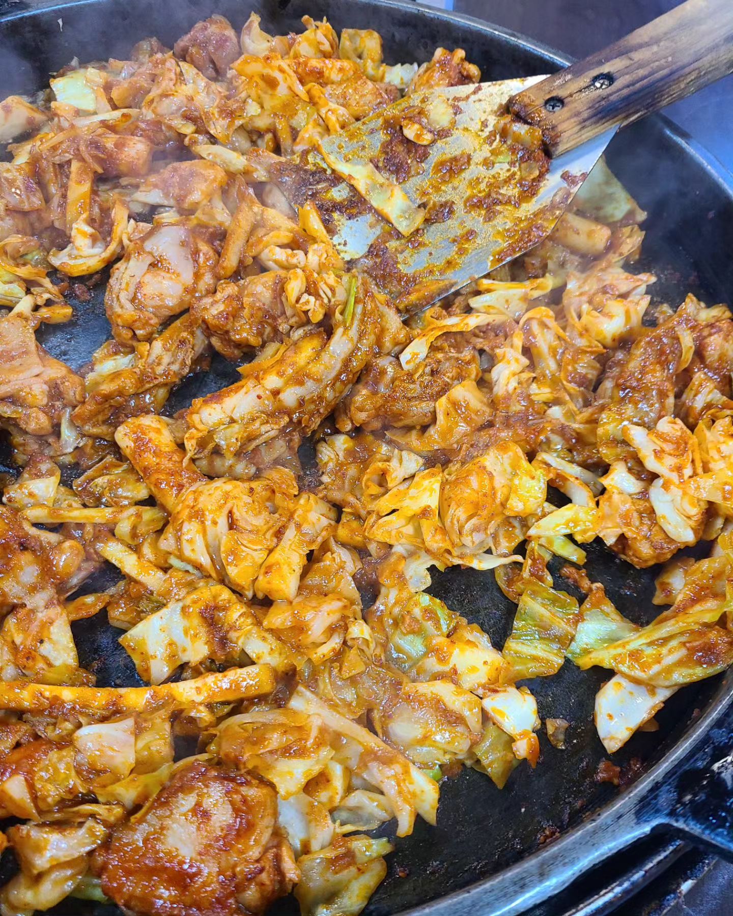 상대동 5.5닭갈비 ! 🙂
언제나 먹어도 맛있다!
상대동알쌈까지 곁들어 먹으면 꿀맛
.
#상대동맛집 #대전맛집 #상대동5.5닭갈비