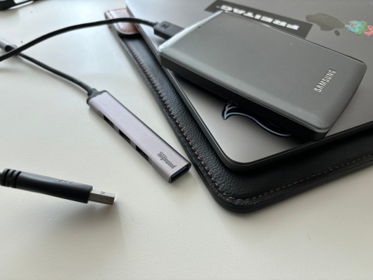 USB 모자랄 때 딱 USB허브포트 탱글우드 4포트허브