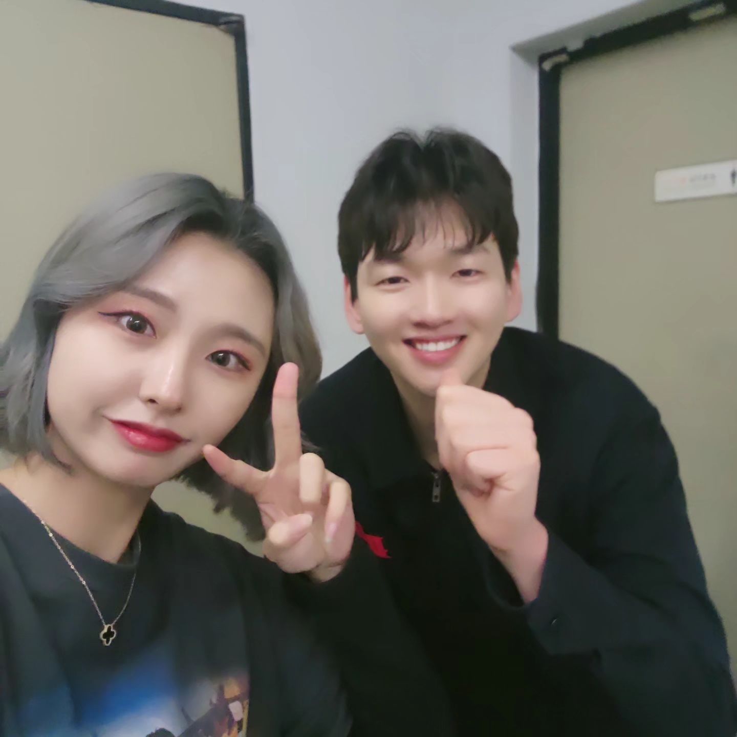 네...저에요...쑥스러우니 그냥 #청주 #청주주유소 #주유소 #가경주유소 #모충주유소 사랑부탁드려요,..❤️저의 최애 유투버... #핫소스#음뫄핫소스#유투브 도 사랑입니다..🥰