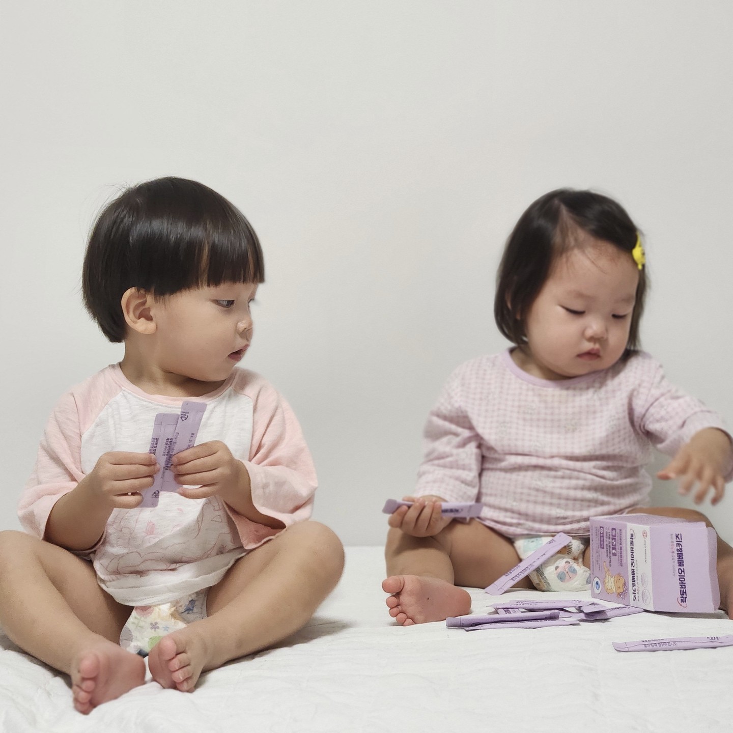 #협찬 #제품제공
.
아이들 면역력영양제&유산균💊
.
코로나 이후 면역력 증진을 위한 
하루 한 번 맛있는 면역력영양제
#락토바이오베베&키즈
.
☑️ 3중 기능성 면역력영양제 (19종 혼합유산균, 아연, 비타민D)
☑️ 김치유래 특허유산균 사용
☑️ 듀라벡코팅으로 장까지 살아서 이동
☑️ 1인 1포로 하루 권장량 완벽섭취
☑️ 안전하고 믿을 수 있는 제조
.
#아기유산균 #유아유산균 #돌아기유산균 #두돌아기유산균 #아기면역력영양제 #면역력영양제 #락토바이오베베키즈