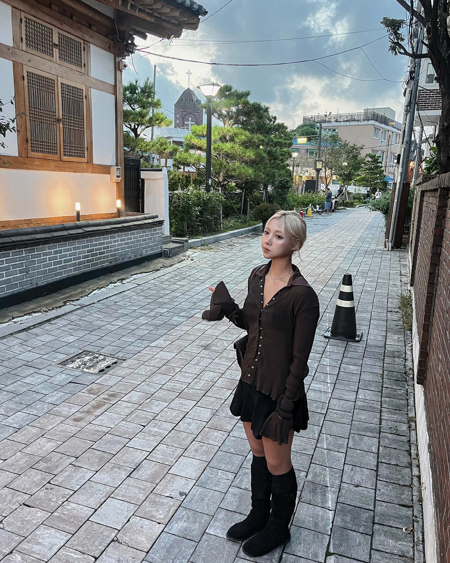 법규 아니고 브이 . .
