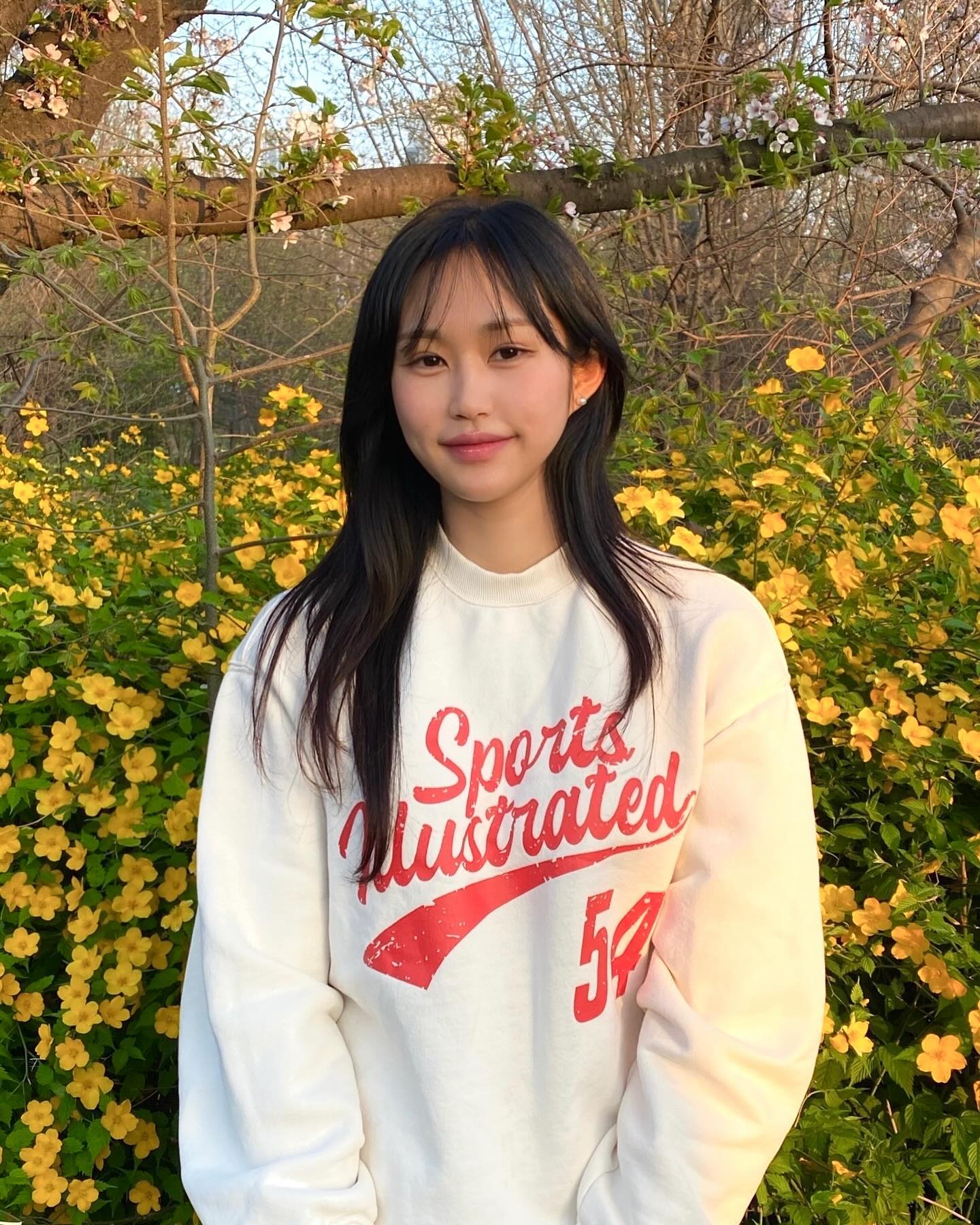 #협찬 sportsillustrated_fashion
_
봄과 찰떡인 요즘 내 최애 맨투맨🤍
원단도 디자인도 넘 내 취향👍🏻👍🏻

Sports Illustrated 브랜드 런칭!
앞으로 많은 관심 부탁드립니다☺️🙏🏻
_

#협찬 #sportsIllustrated #SportsIllustratedfashion #스포츠일러스트레이티드 #스포츠일러스트레이티드패션 #스트릿패션 #ootd #outfit #캐쥬얼 #캐쥬얼룩 #데일리룩 #데일리룩코디