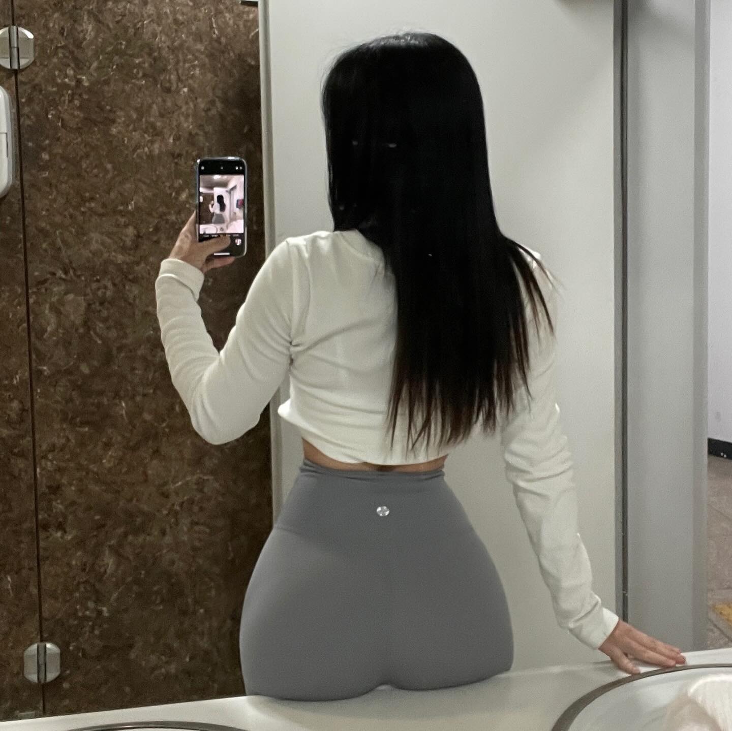 심각하게 팔뚝 살 지흡 하고싶다