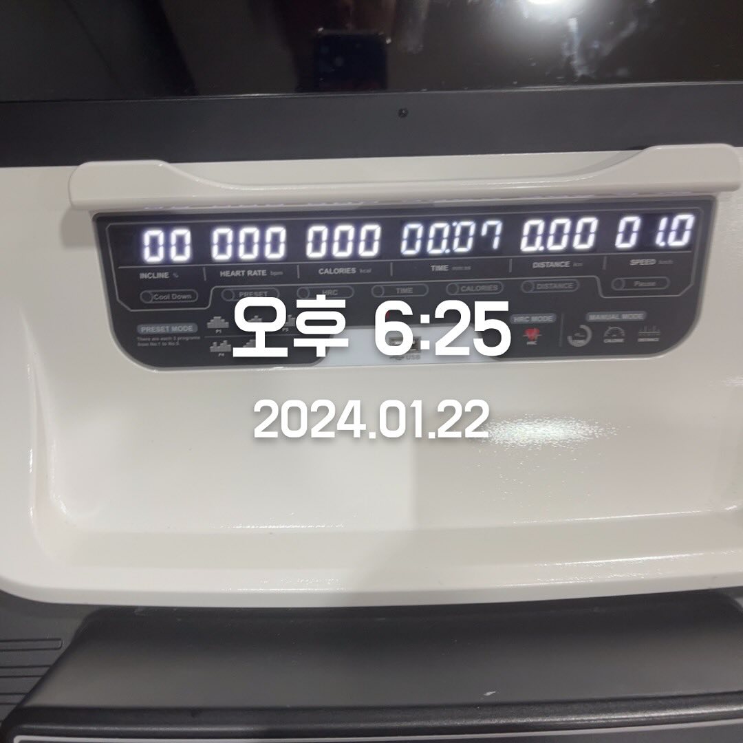 1.22.~1.27.

월 화 수 목 금 토 #오운완 성공!!!

수 목 금 토 오수완 금요일 다이빙도 감 잡았다

화요일은 집에서 홈트 10분!