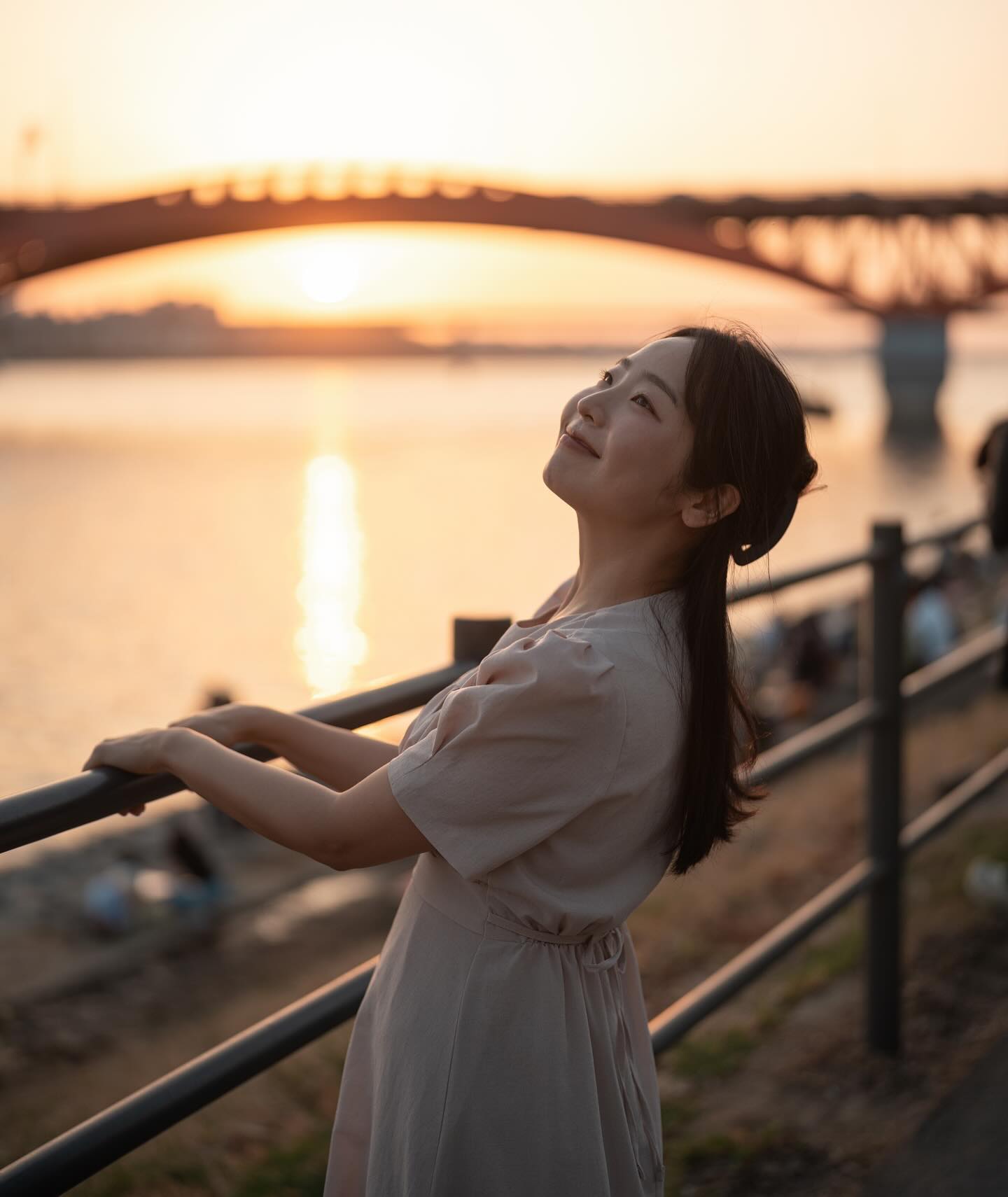 🌅sunset
.
.
.
#sunset #인물사진 #망원한강공원 #나들이 #노을 #여자모델 #photography #공원 #한강공원 #일상스냅 #snapshot