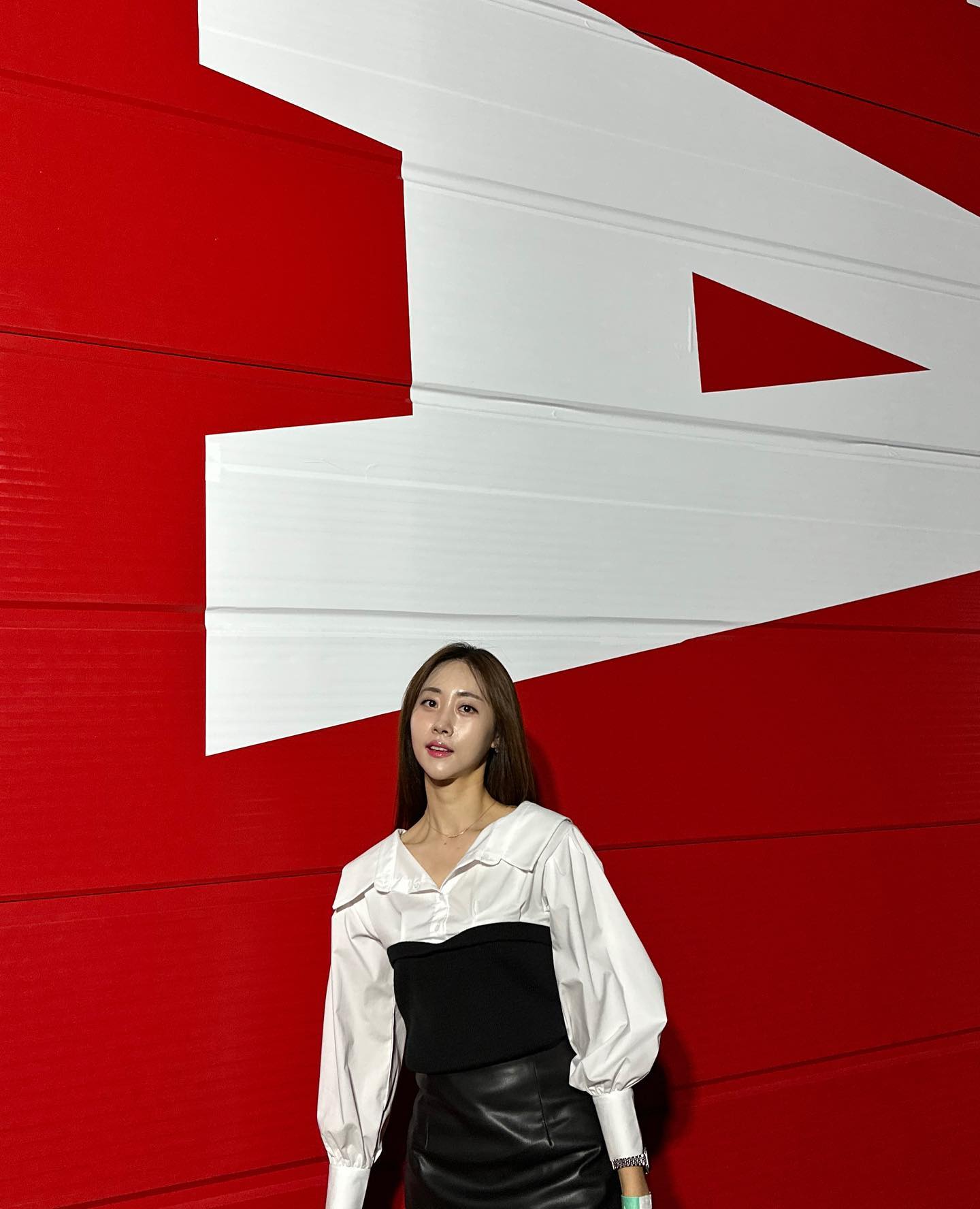 #푸에르자부르타 💃🏻
카타르시스가 이런거구나 ㅋㅋ 
70분이 호로록💫
좋은 경험 주신 근쨩에게 무한감사🥹🫶🏻
인싸들 사이에서 눈호강했네😻

ps.오늘 볼륨매직하고 바로 가서 세팅도 못하고 간달프였는데ㅋㅋ
사진 건져주겠다고 열심히 찍어줘서 고마워💛추억가득!