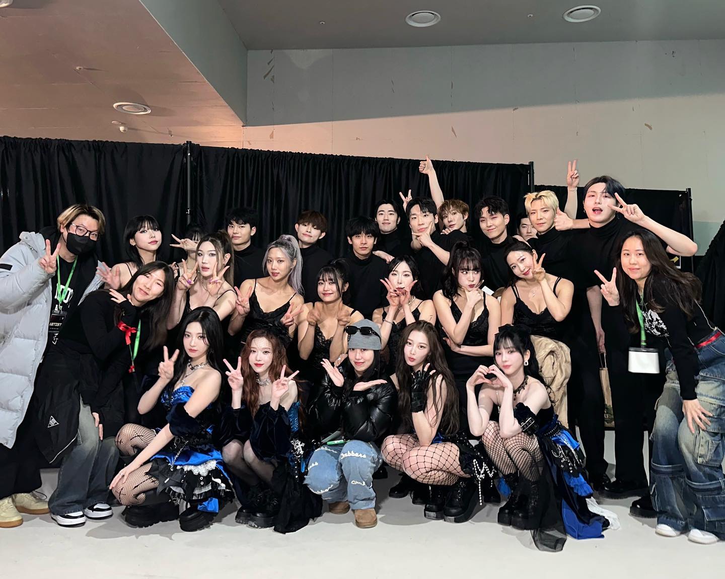 aespa_official 

정말 많은 분들의 노력으로 만들어진 무대에
함께할 수 있어 그저 영광이었습니다 :)🖤

#aespa #sbsgayodaejun
