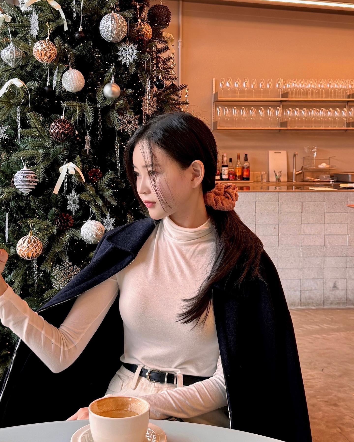 나만 알고 싶은 공간🍊
하지만 알려주기ㅎㅎ 
조용하고 사람 별로 없어서 좋다☺️🙊

📍제주 LMNT