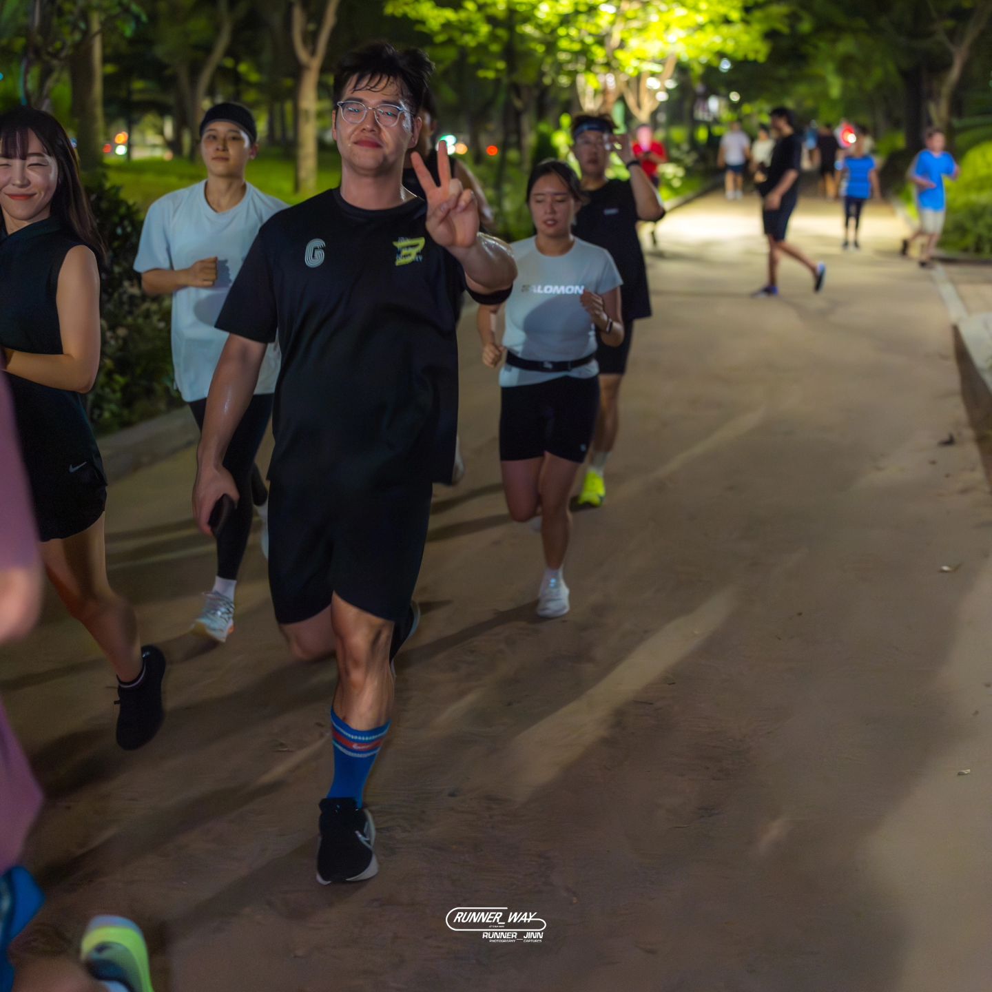 <2024.07.30 러너웨이 정기런 여의도>

날마다 흠뻑쇼... 살려주세요

🏃 _runnerway
#러너웨이 #러너들의런웨이 #모든곳이러너웨이
📸 runner_jinn #달리는호포토
📸 picture_a_scene #픽처러씬
📸 runner_3rdjun #thㅓ준포토.