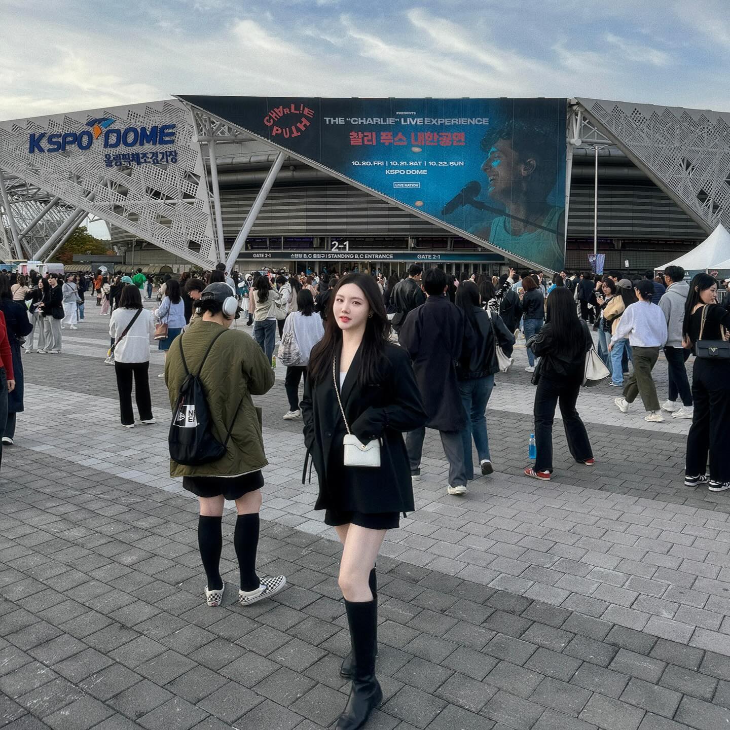 스탠딩 맨앞에서 찰리푸스🎶🎸🩷
넋나감..😭💙
꺄아〰️〰️〰️〰️〰️

#찰리푸스 #찰리푸스내한 
#charlieputh #ootd #ad