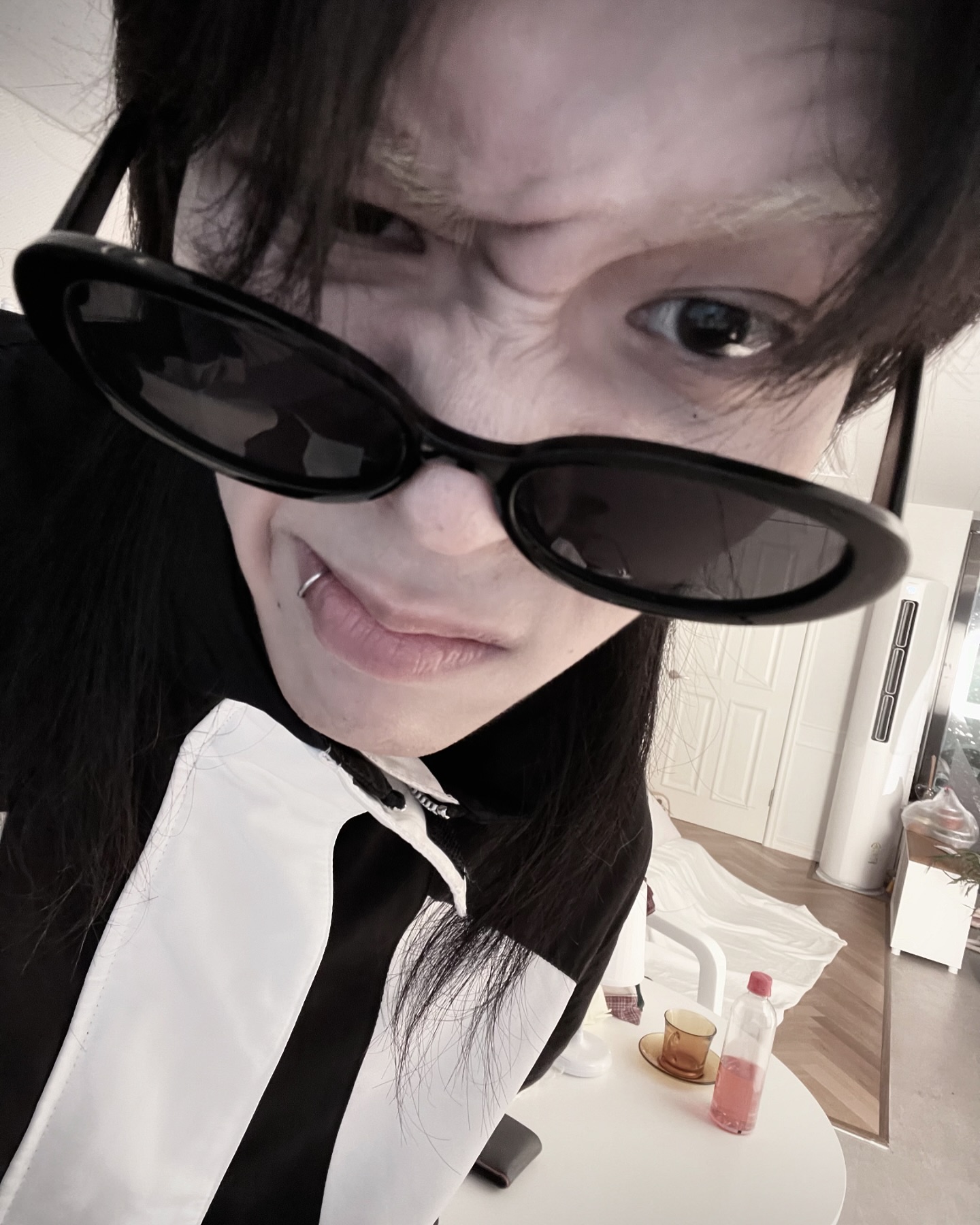 성격이 드러나는 사진 
#selfie #ifeelluckyarchive