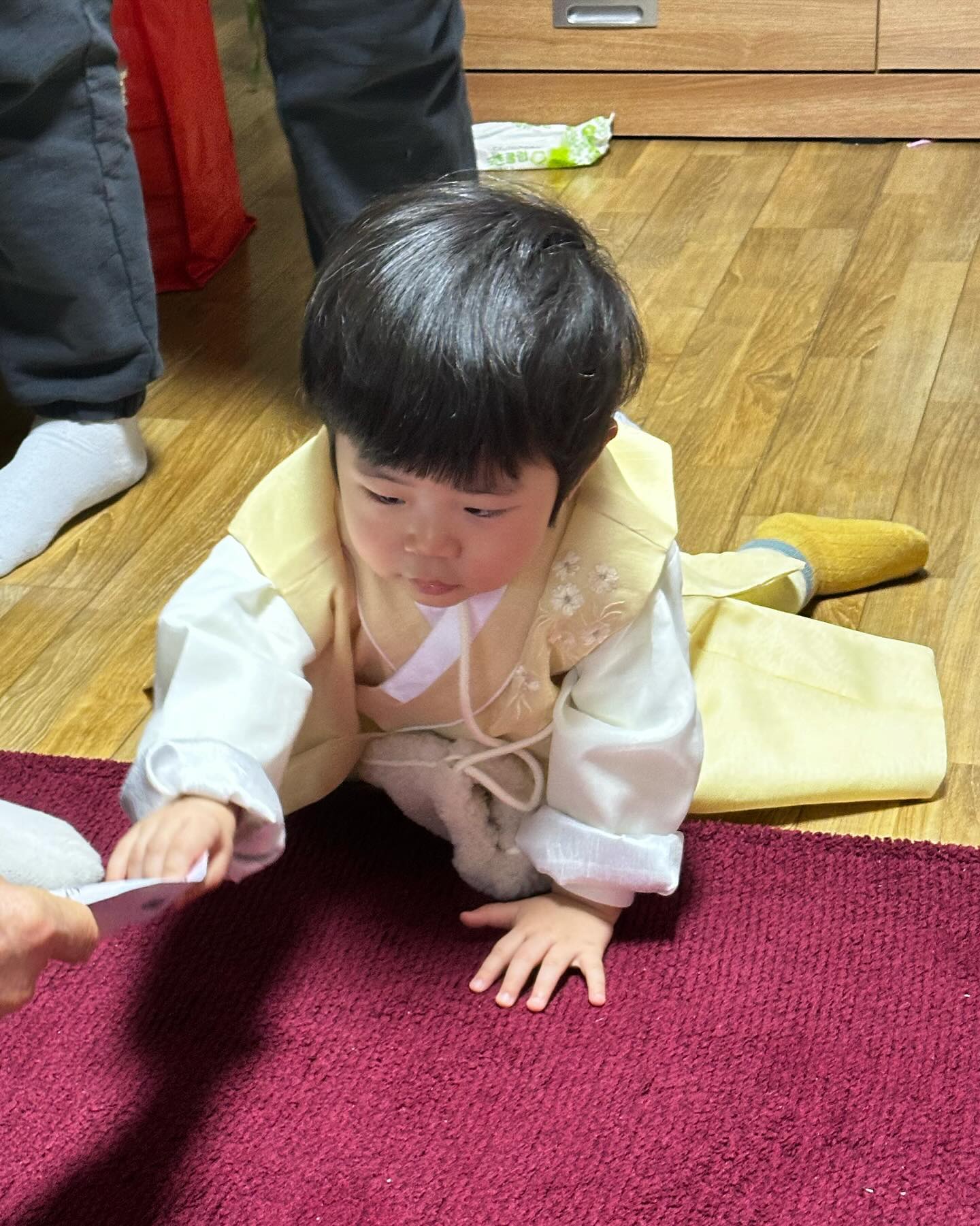 새해 복 마니 받으세요🧧

#해피설 #남매맘 #연년생맘