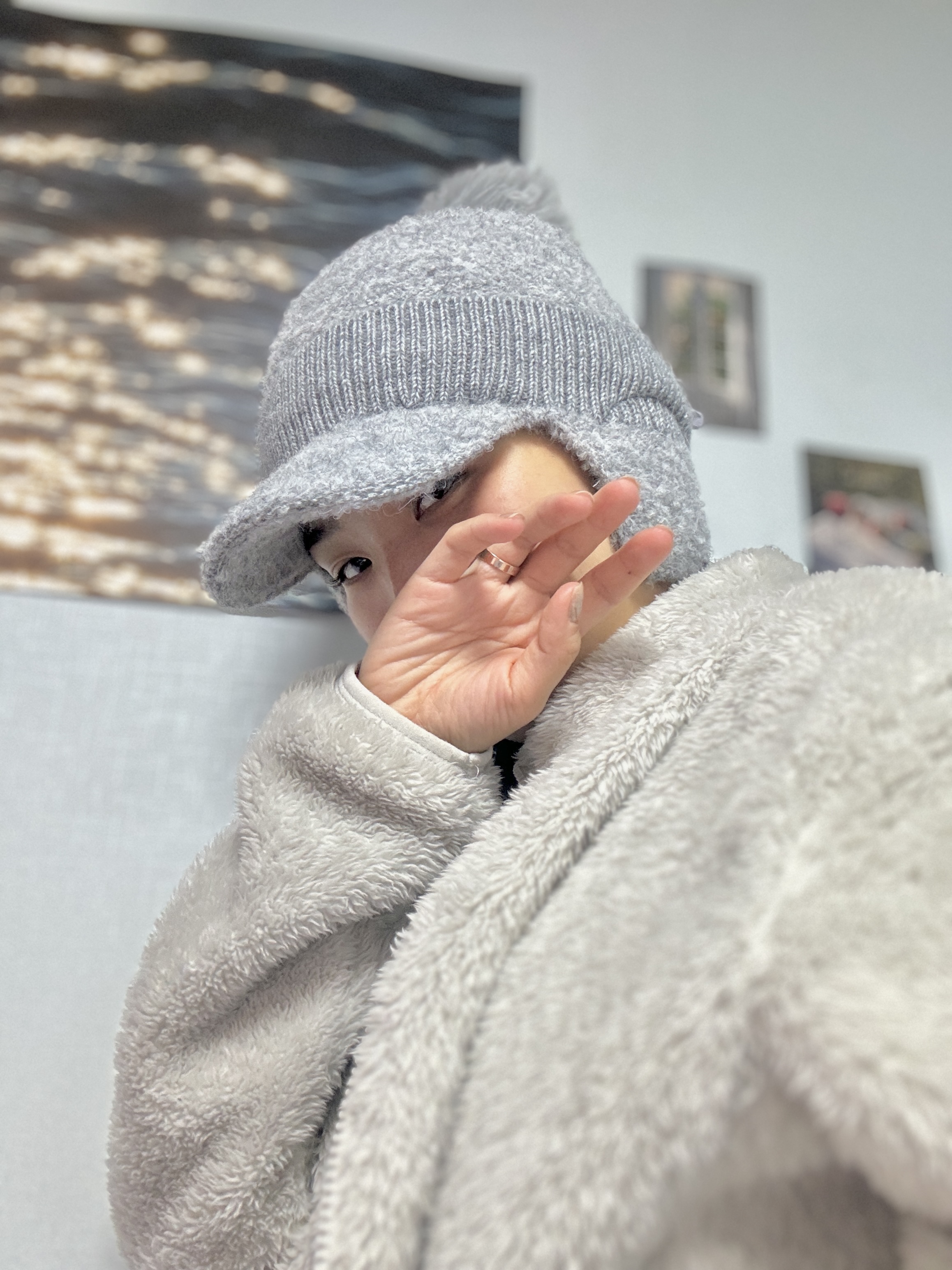 [심플루] 심플루 니트 골지 털방울 모자