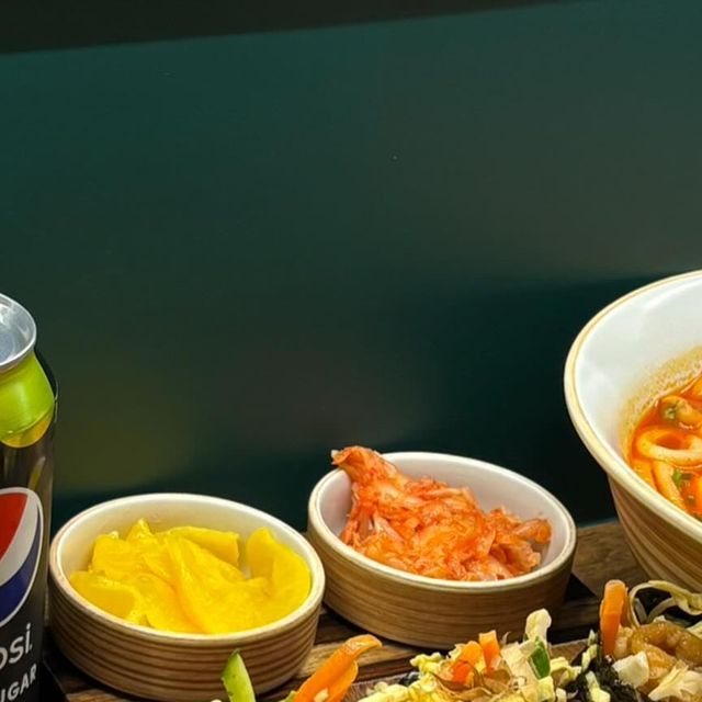 승연 on Instagram: "#광고 서울대입구 샤로수길 종류별로 다양한 커스텀 키토김밥맛집🥢✨ 삼청당은 단체주문도 가능 ! 김밥베이스, 백미 / 현미 / 지단 / 메밀소바 곁들임소스, 명란마요 / 청