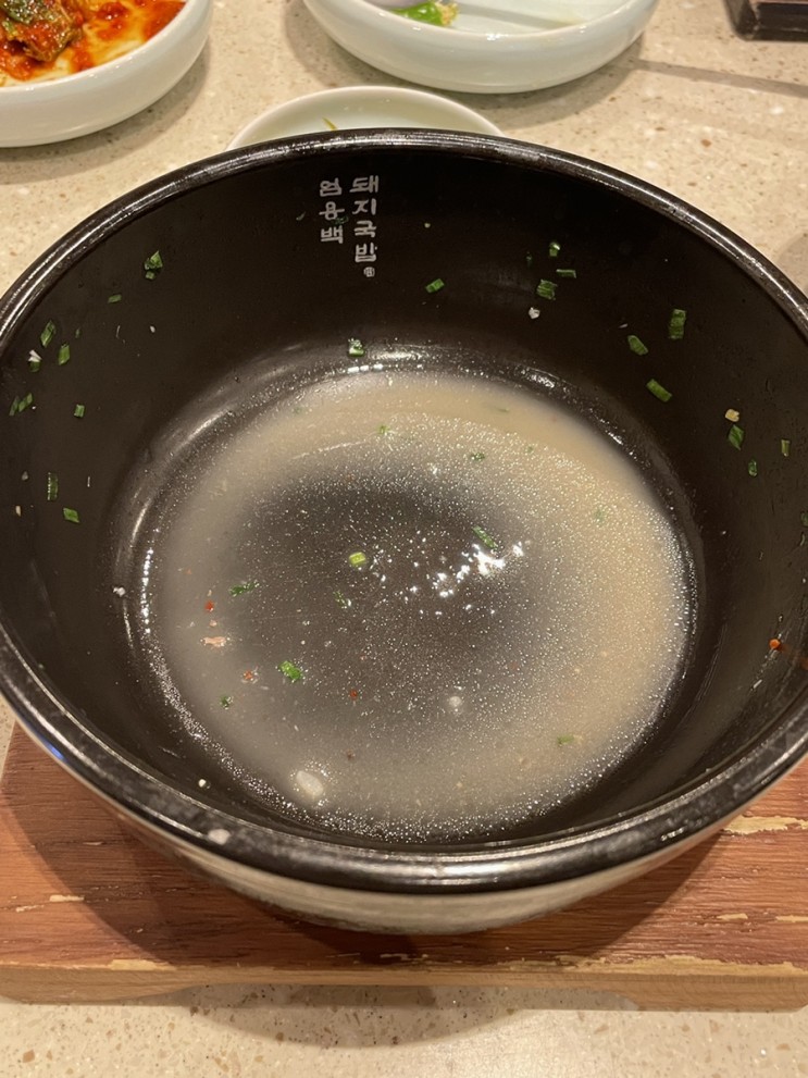 서울 종각맛집 뜨끈하게 몸보신하기 엄용백돼지국밥