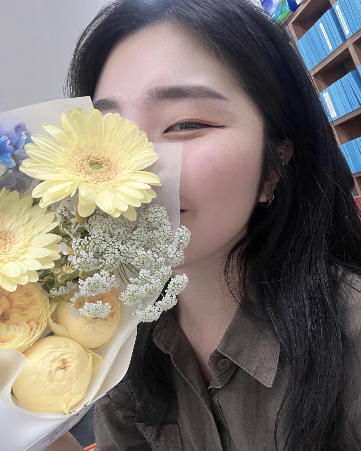 🌼실장님이 사주신 노랭이꽃🌼