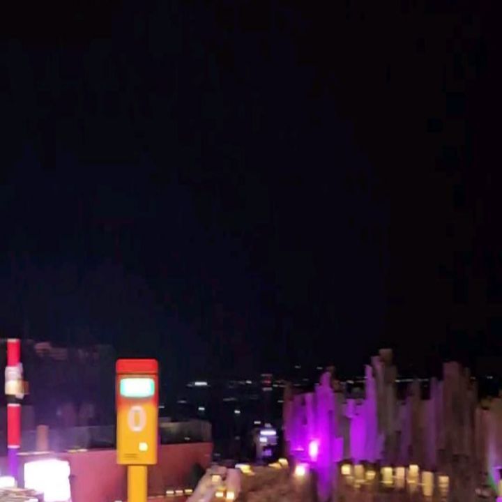 2023.11.13 결혼2주년🩶
신행때 옷사러 신화월드 갔다가 너무 좋아서, 담에 기회되면 꼭 여기오자 했었는뎅,, 둘다 그때 기억해서 신화월드 가려고 
제주도행✈️
.
올해도 정말 부족함 없이 행복한 1년이었다💚
앞으로도 잘부탁해요🩷 #여행기록 #부부