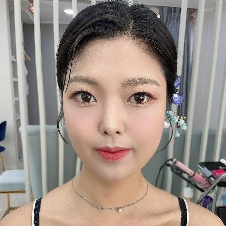 한복대회🌸

이쁜사진은 한장더♡
ㆍ
ㆍ
얼굴도 몸매도 다 이쁜♡
ㆍ
ㆍ
ㆍ
ㆍ
ㆍ
ㆍ
ㆍ
ㆍ
#부산한복대회메이크업
#부산메이크업 
#남포동메이크업 
#부산한복메이크업 
#부산출장메이크업 
#부산돌잔치메이크업
#부산메이크업디유
#부산신부메이크업 
#부산웨딩메이크업 
#부산승무원메이크업 
#부산면접메이크업 
#남포동메이크업샵