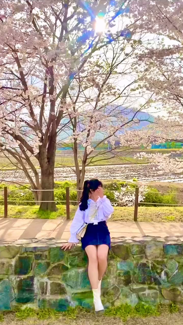 이대로 보내긴 아쉬운 나의 2023🐰
매순간 예뻤던(?) 사계절 기록 📸🖤