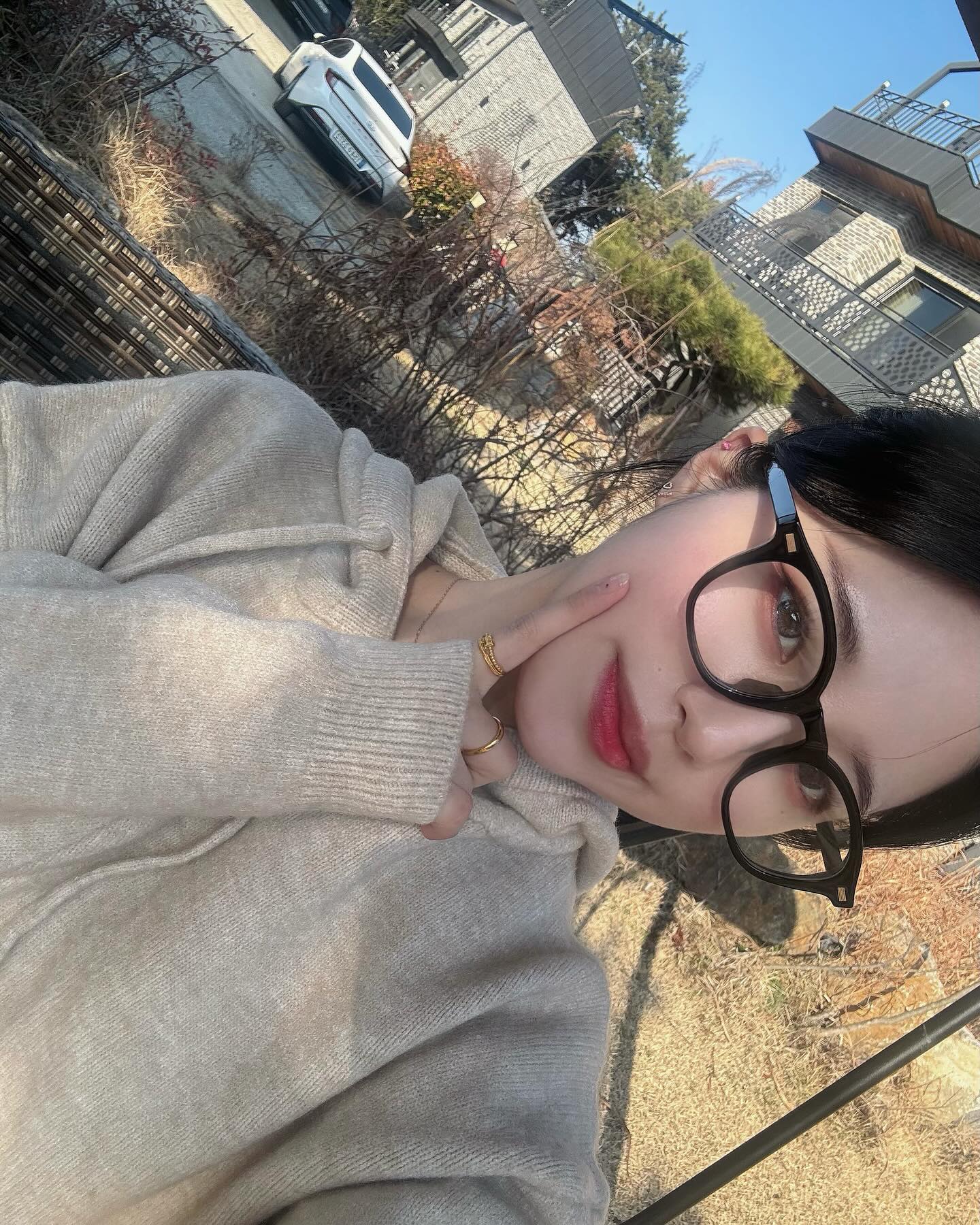 너드녀 컨셉이랄까 Ꙭ̮⛤

ෆ⸒⸒ 투피스, 가방 제품정보는 🎀바냐🎀