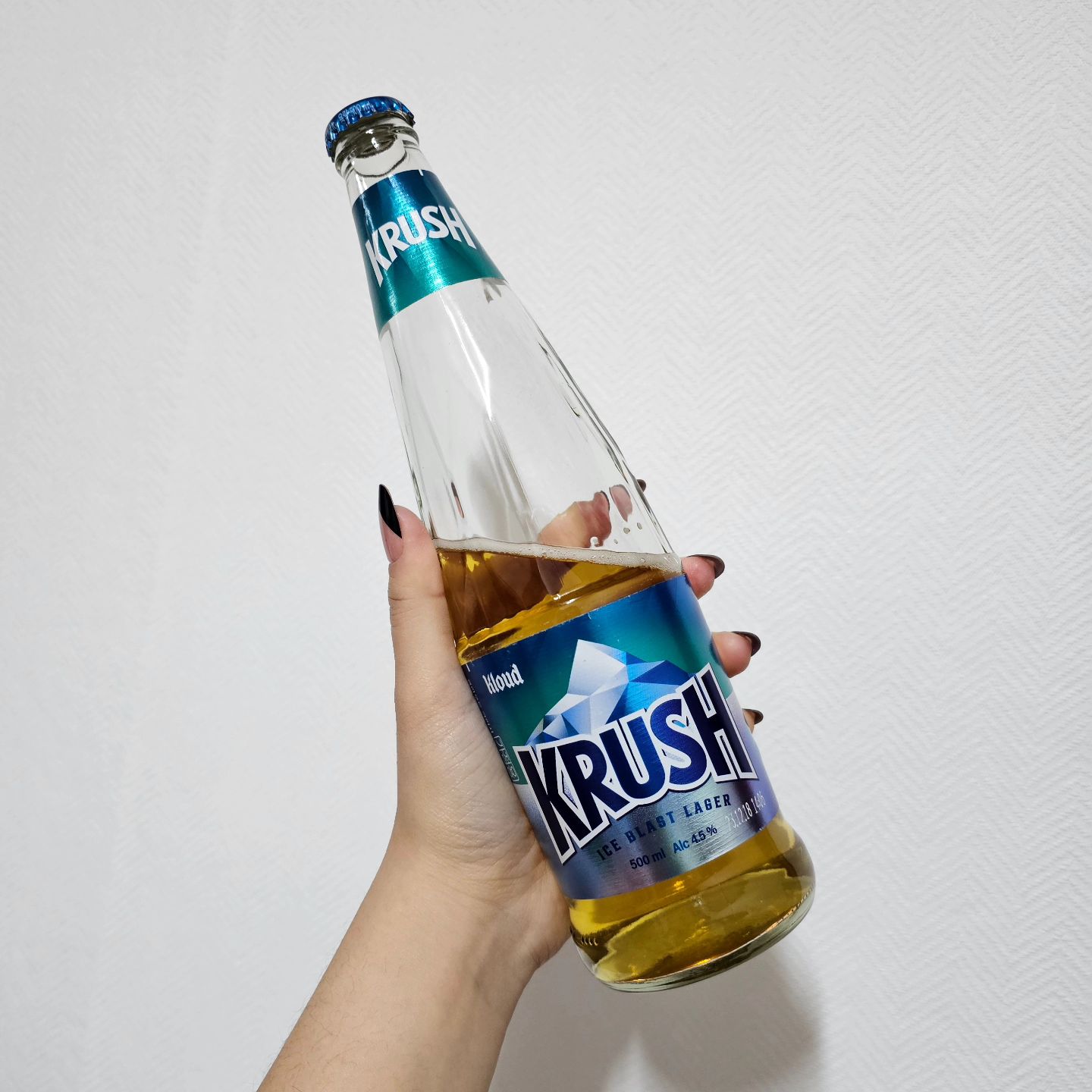 #krush #kloud

#크러쉬맥주
#완전내스타일
#탄산미쳤고감칠맛에부드러운목넘김
#🍺

#앞으로 #너로정착 #❤️