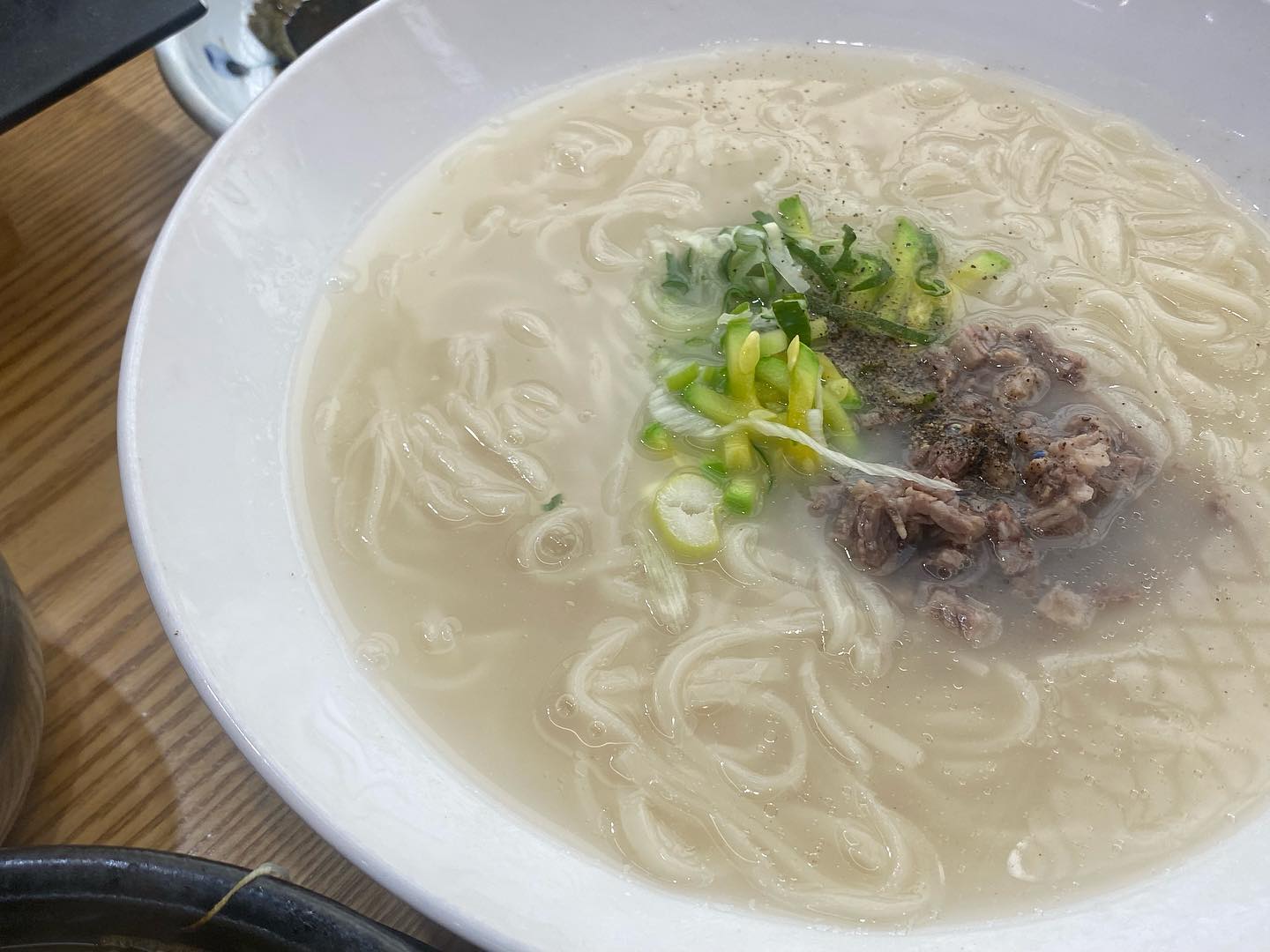 .
비오는날에는 왜 면이 땡기나 몰라!
안동국시 먹고 싶다!

#안동국시 #윤지니의일상로그