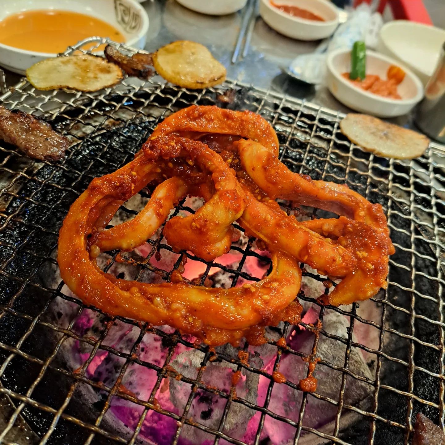 #요리 #음식 #맛집 #꼼장어 #소고기 #야끼니꾸 #술 #안주 

고마운 동생들과