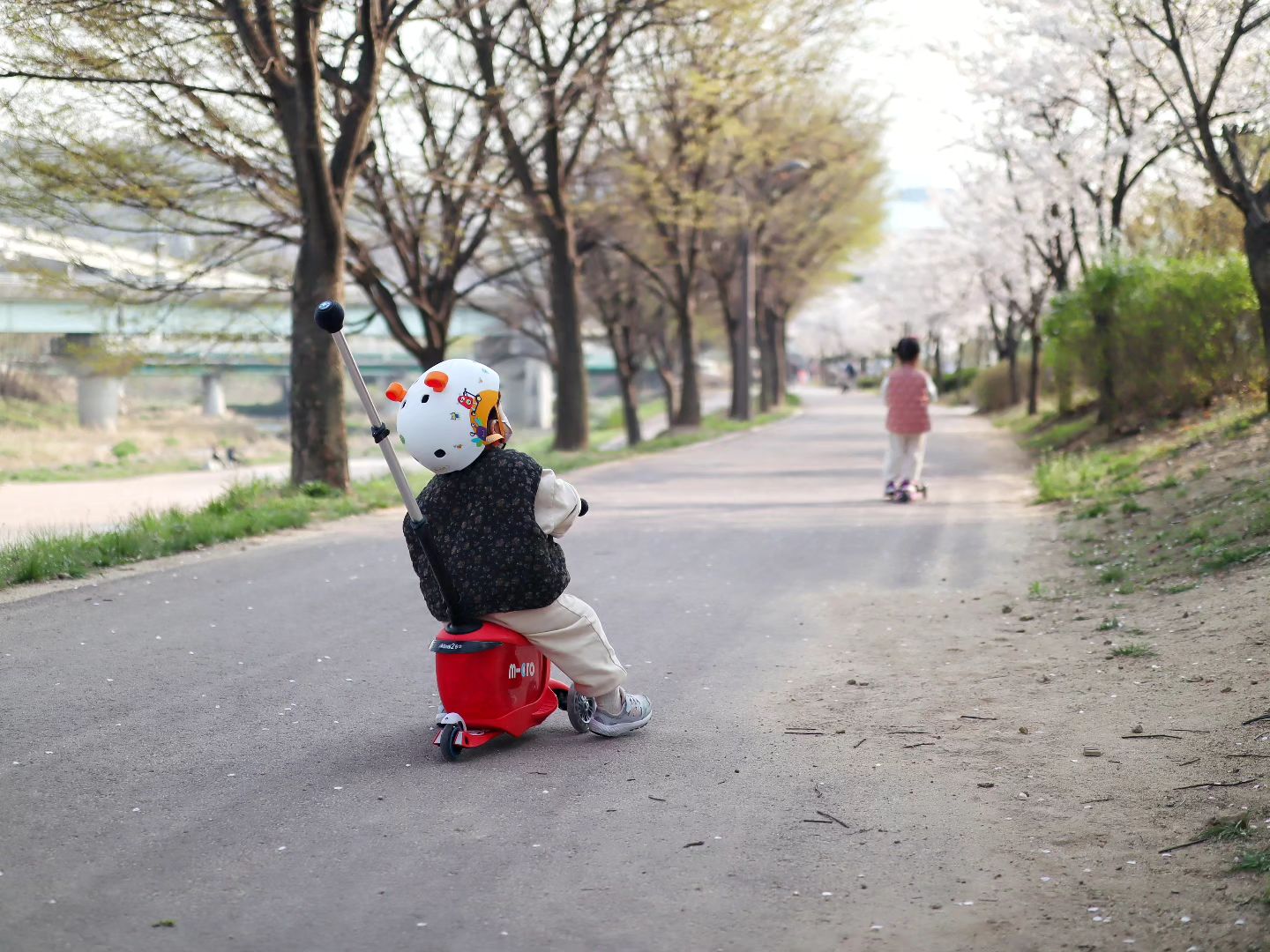 제공 (의무없음)

누나 같이가👶🏻
누나 가는 곳이면 
열심히 따라다니는 또복이
ㅋㅋㅋㅋㅋㅋ

microkickboard_korea 

#남매그램 #남매일상 #아기킥보드 #마이크로킥보드 #마이크로미니투고 #미니투고 #어린이날선물 #유아킥보드