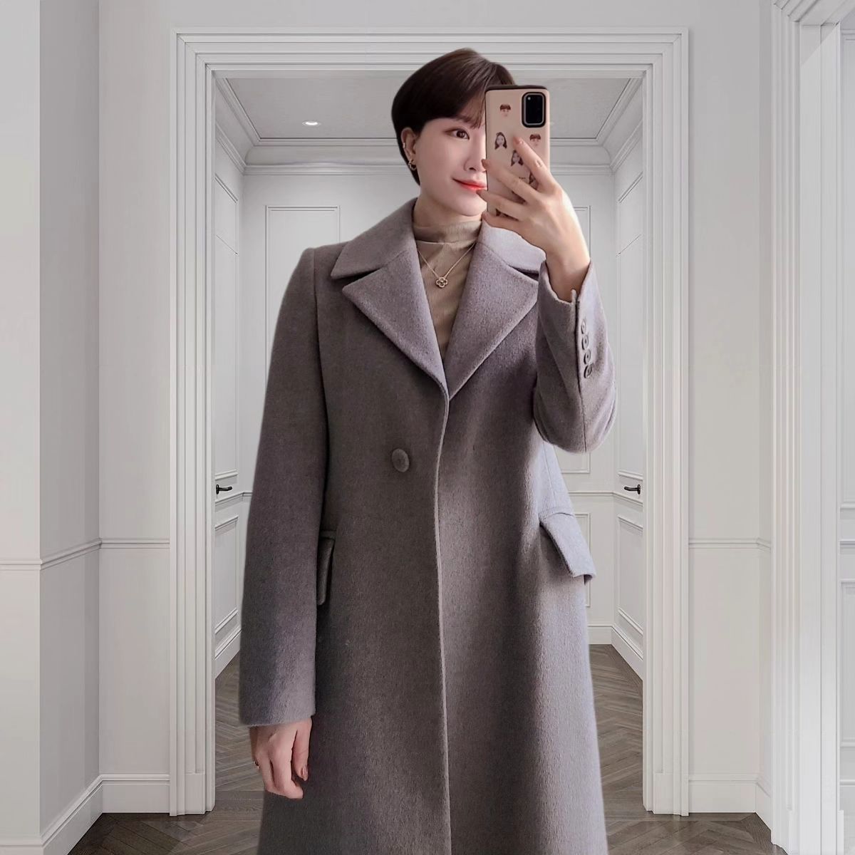 코트 쉽지 않네,,, 패딩 입어야지 끙🫠

• 아우터 - majeparis 
• 하의 - blackup_kr 
• 가방 - louisvuitton
