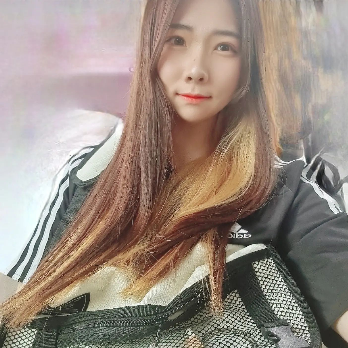 #혼자만의시간 #2023 #버킷리스트

2023년 혼자 해보기 혼자 이겨내기 혼자 스스로 잘하기 
내 2023년 혼자 도장깨기 💟

올해 1월1일 첫 혼자 영화보기를 시작해 , 
혼자 밥집 술집은 이젠 쉽지 '◡'

이젠 혼자 서울나가기, 전시회보러가기 #DDP
이번주 토요일 오전 압구정 스케줄 마친뒤 
어떤 솔로라이프 즐겨볼지 새로운 도장깨기 준비중 

나중엔 혼자 놀이공원 그리고 여행까지 갈 수있을정도의 
힘을 기를수있길 🙃 

#솔로스타그램 #혼자놀기 #솔로만세 #남친없음 #서울전시회추천 #압구정데이트 #혼밥맛집 #혼술남녀 #혼술추천 #혼자데이트 #혼자서울여행 
#ddp패션몰 #모동숲마이디자인 #혼자할거 #추천부탁해요