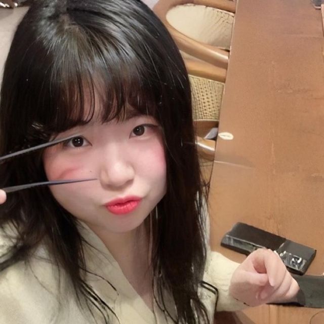 최 다 빈 on Instagram: "#협찬 제가 이번에 둔산동에 위치한 초연정에 다녀왔는데용 ! 동글동글 초밥이 너무 귀여워서 ㅎㅎ 넘 신기했던 ㅎㅎㅎ 아 얼굴은.. 이해해줘요.. 술이 안깨서 ㅎㅎㅎ 초