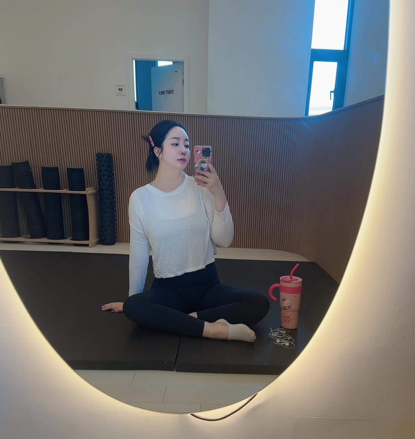 요즘 내 일상+

책 읽기, 그릭 먹기, 냥이들이랑 잠자기, 운동 하기
그리고 달무티 하는 상상하기+