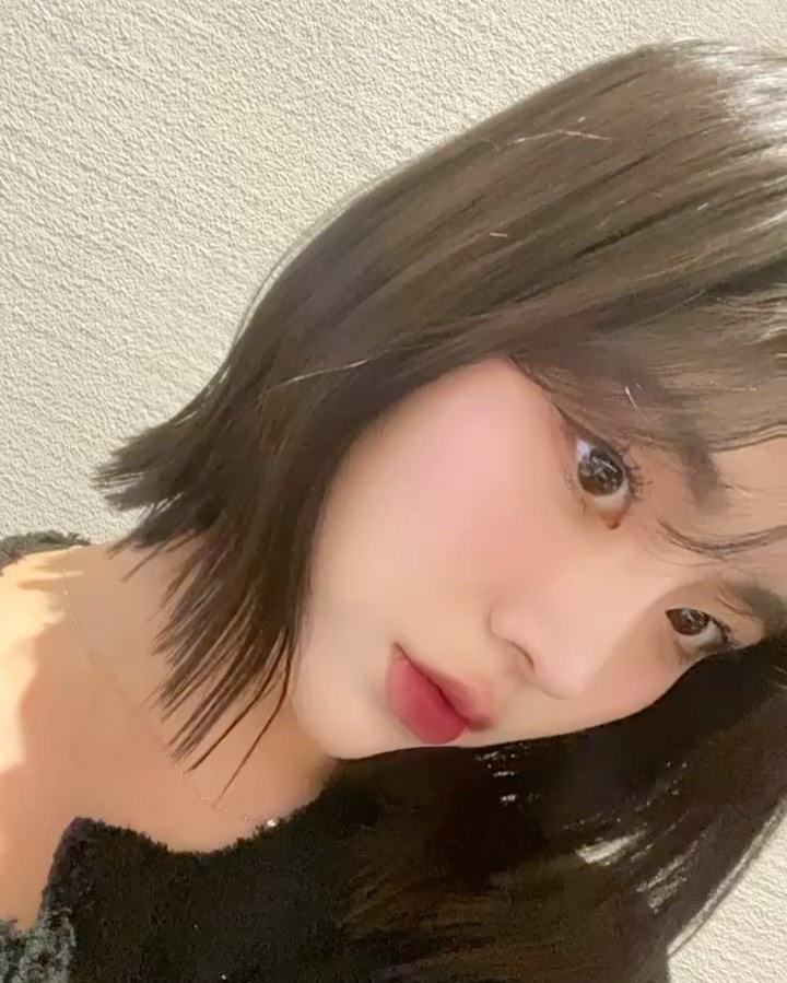 스토리 업로드 후에 효과 어떻냐고 문의 진짜 많았던 !!!
제가 중요한 약속 전날 마다 꼭 받는 완전 강력추천 관리 소개해드릴게요 🔥

저는 붓기가 정말 심한 편이라 붓고 안붓고 차이가 엄청 크거든요..? 약속 있는날 아침에 얼굴 띵띵 부으면 하루종일 신경쓰이잖아요 🥺

그래서 선택한 bitielplus 작은 얼굴관리!! 
다른샵에서 얼굴 경락도 받아봤지만 아파서 못받겠던데 비티엘에서는 경력 오래되신 원장님께서 하나도 안아프게 관리해주시니까 저는 받으면서 졸게 될정도였던 ㅋㅋㅋㅋ ㅠㅠ 

한 번만 받아도 즉각적으로 효과가 보이니까 끊을 수 없는 비티엘플러스 ㅠㅠ

참고로 샵에 샤워실이랑 다이슨까지 모두  구비 되어있어서 약속있는날 방문해도 아무 문제없음!!!! 진짜진짜 꼭 받아보세요 여러분 . . ❤️
.
.
.
#부산다이어트 #연산동다이어트 #동래피부관리 #부산에스테틱추천 #비티엘플러스 #동래에스테틱 #연산동에스테틱 #부산피부과 #부산피부관리 #부산윤곽관리