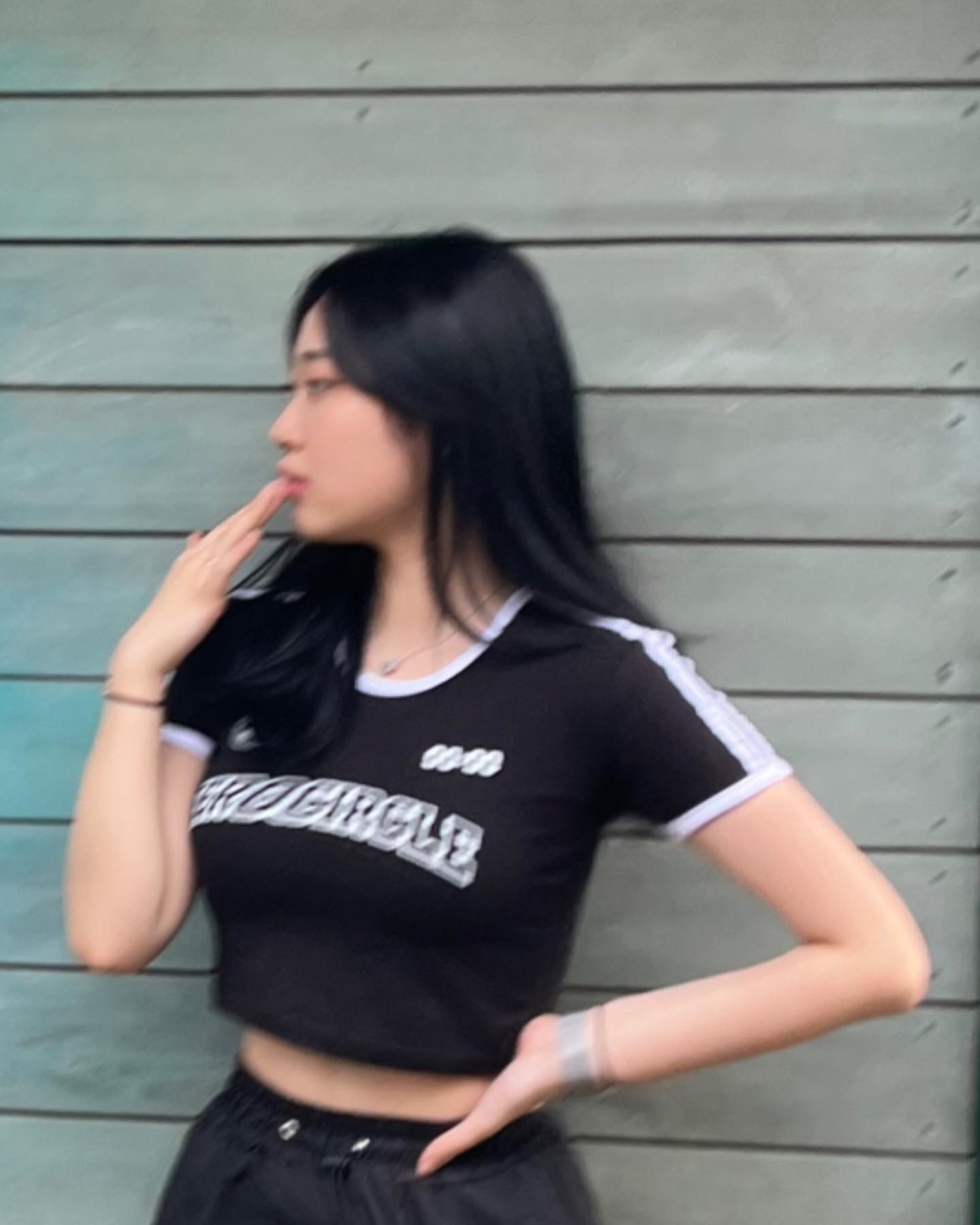 나도 한 번 흔들어봤어.. 느낌있다고 해줘.😎